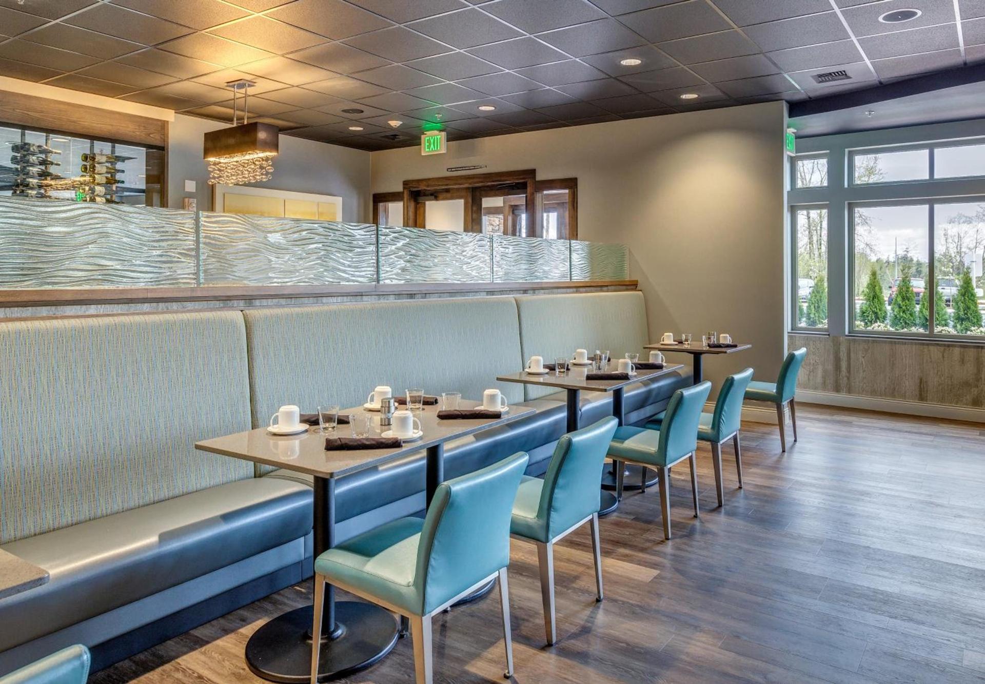 Holiday Inn & Suites Bellingham by IHG photo 91