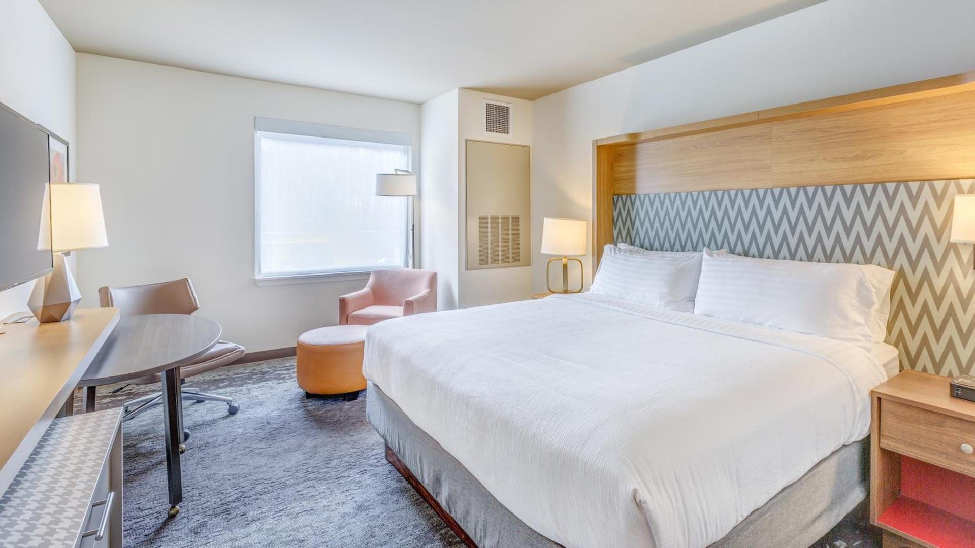 Holiday Inn & Suites Bellingham by IHG photo 90