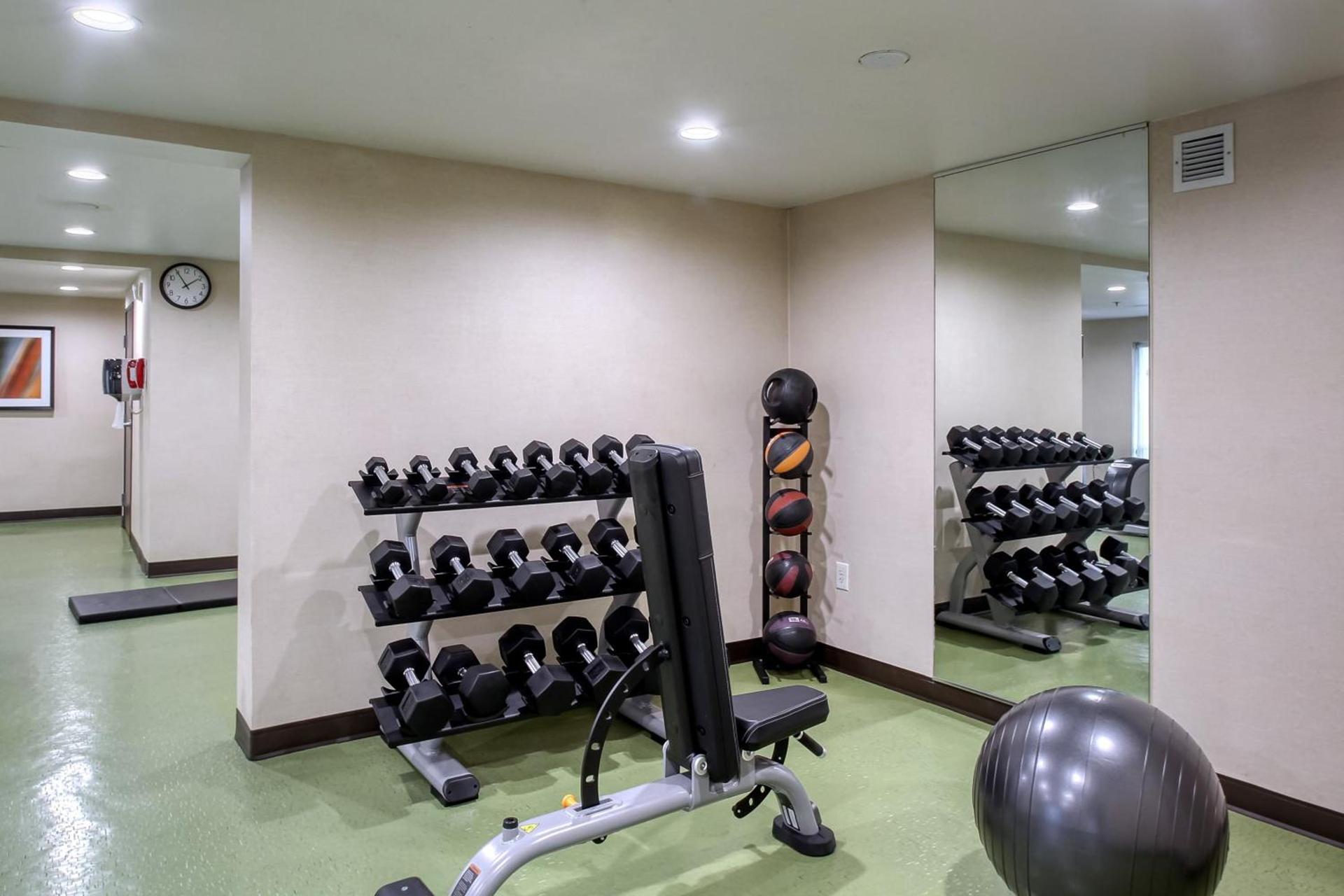 Holiday Inn & Suites Atlanta Airport North by IHG photo 22