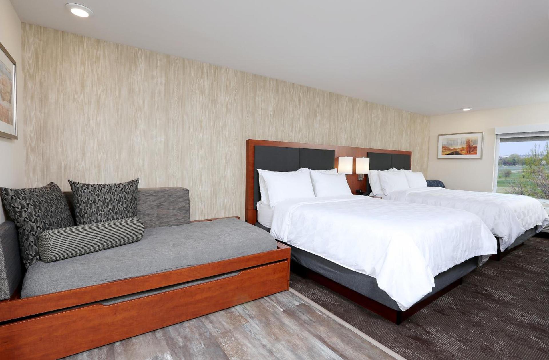 Holiday Inn & Suites Sioux Falls - Airport by IHG photo 34