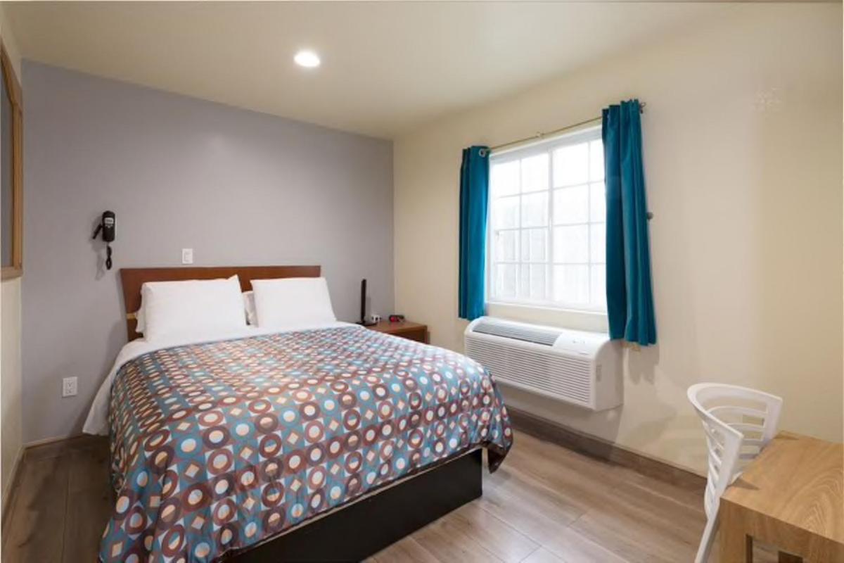 Sands Inn photo 16