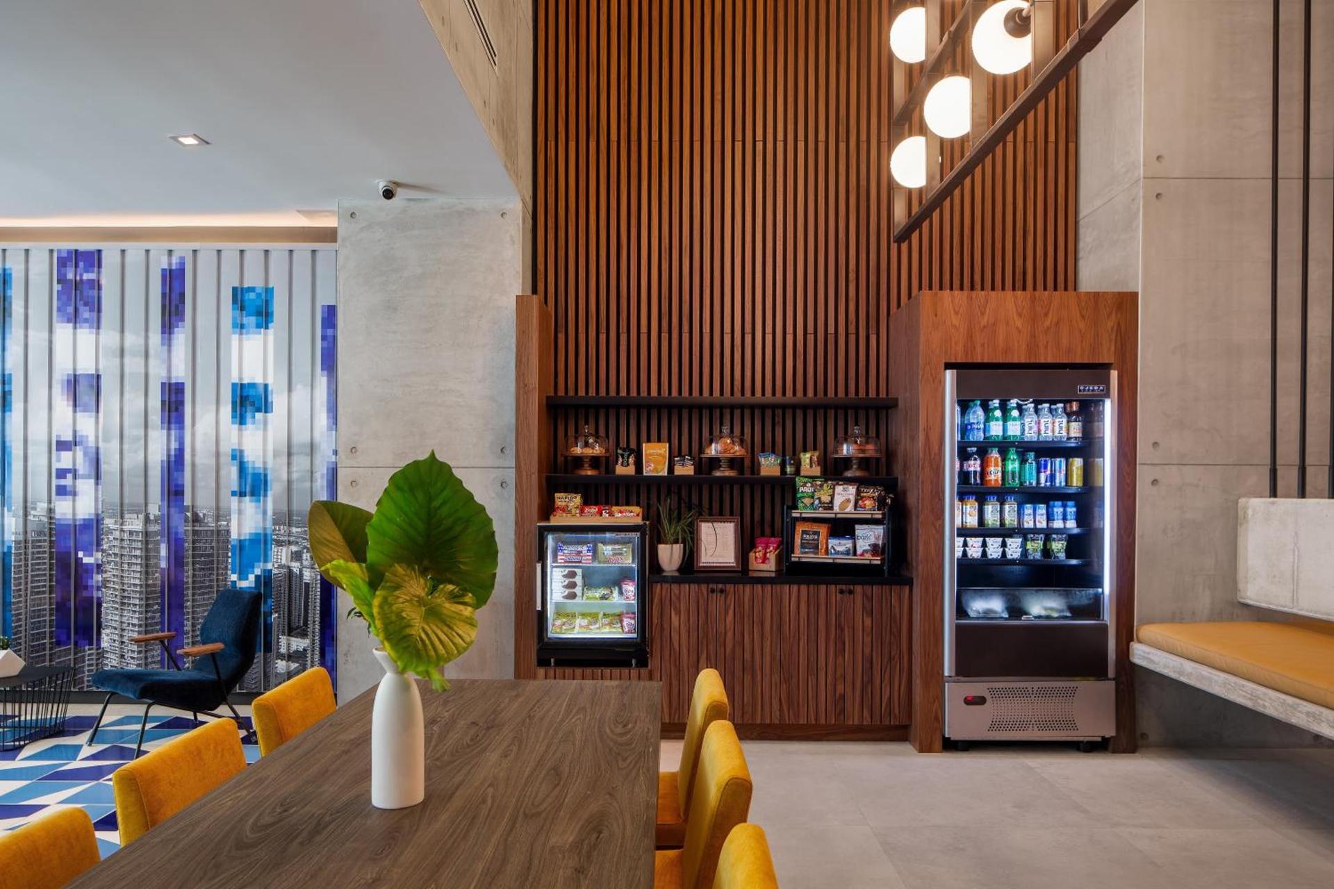 Hotel Indigo Miami Brickell by IHG photo 13