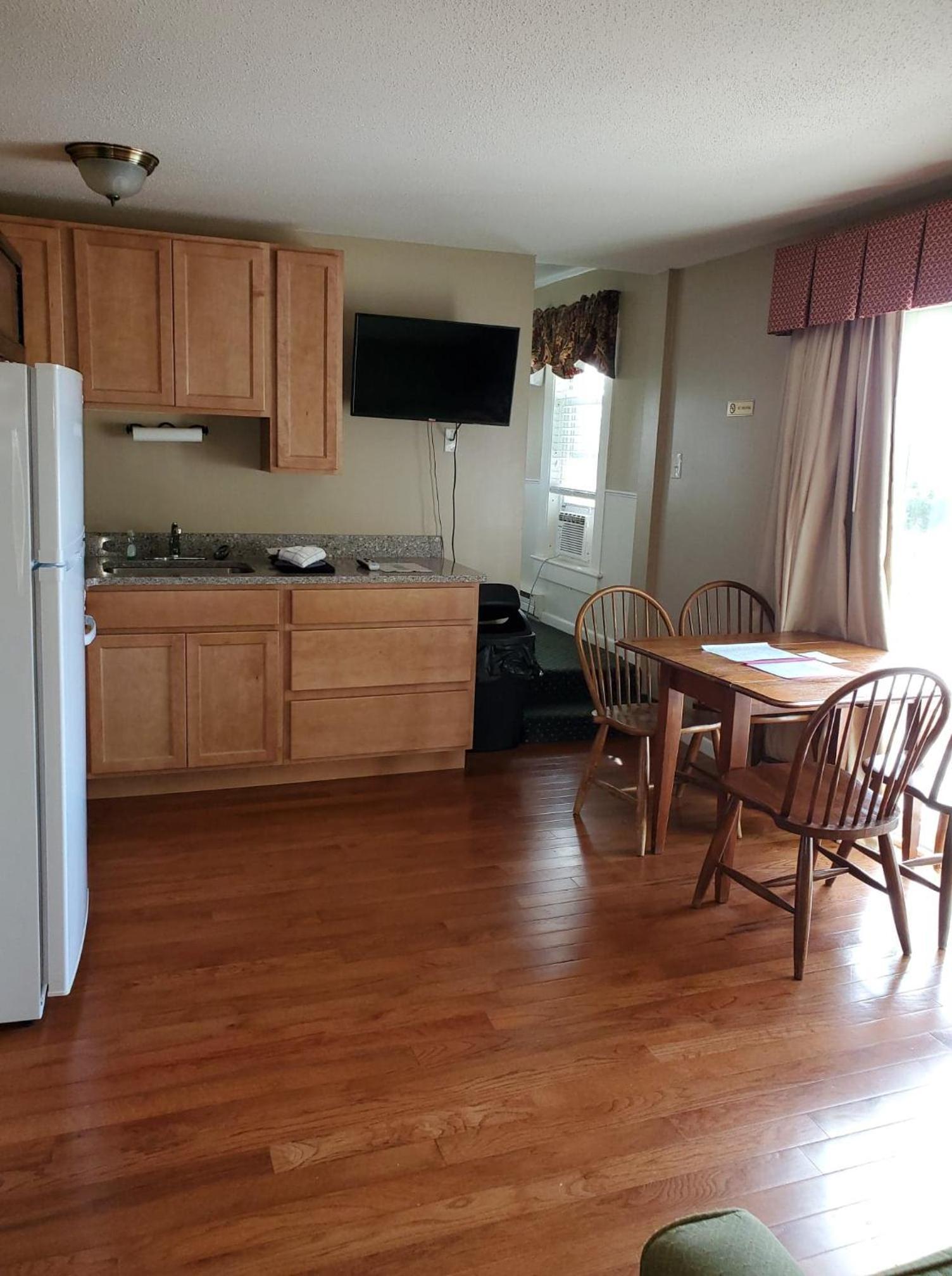 Windrifter Resort photo 28