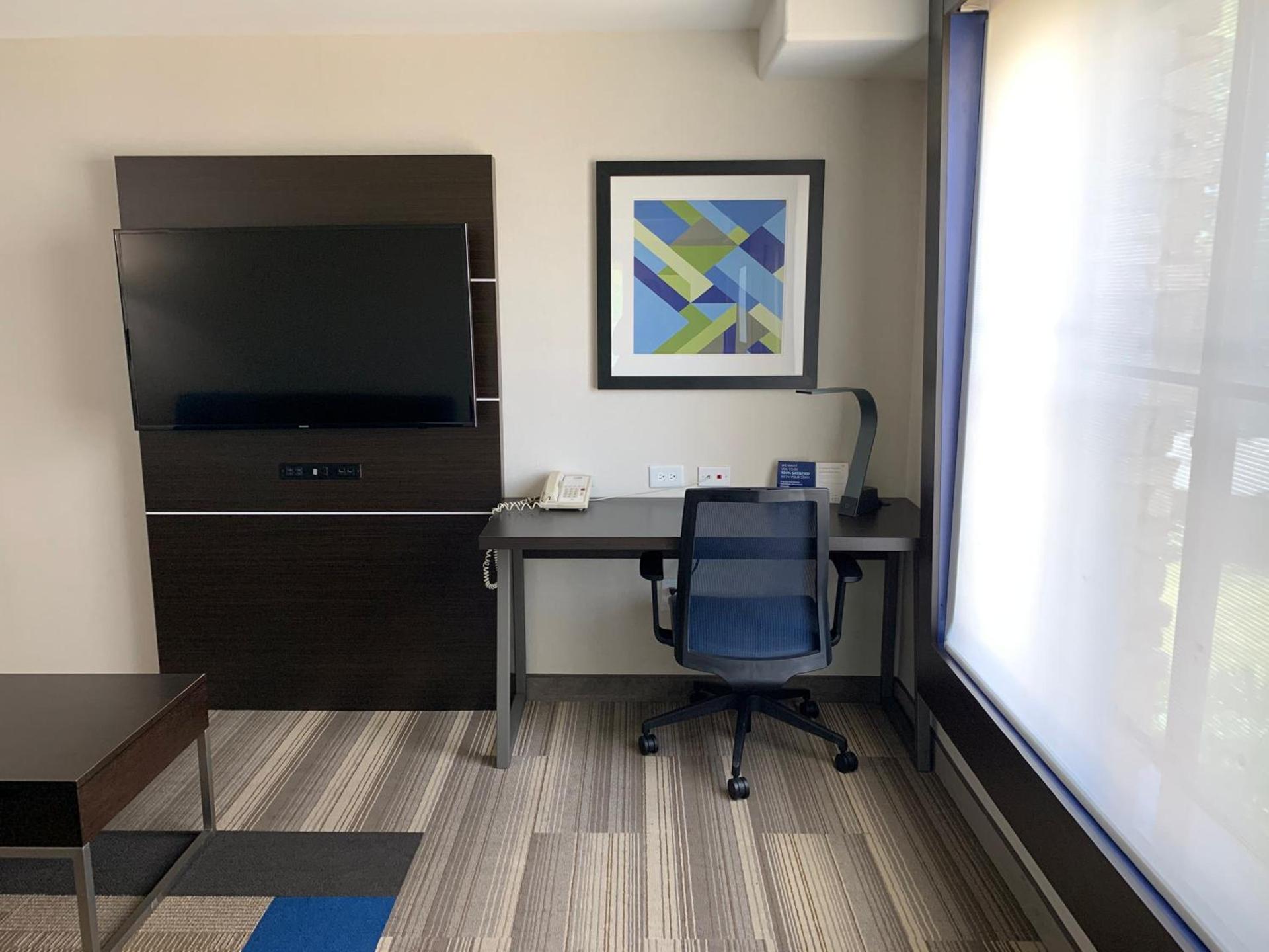 Holiday Inn Express Hotel & Suites El Dorado Hills by IHG photo 51