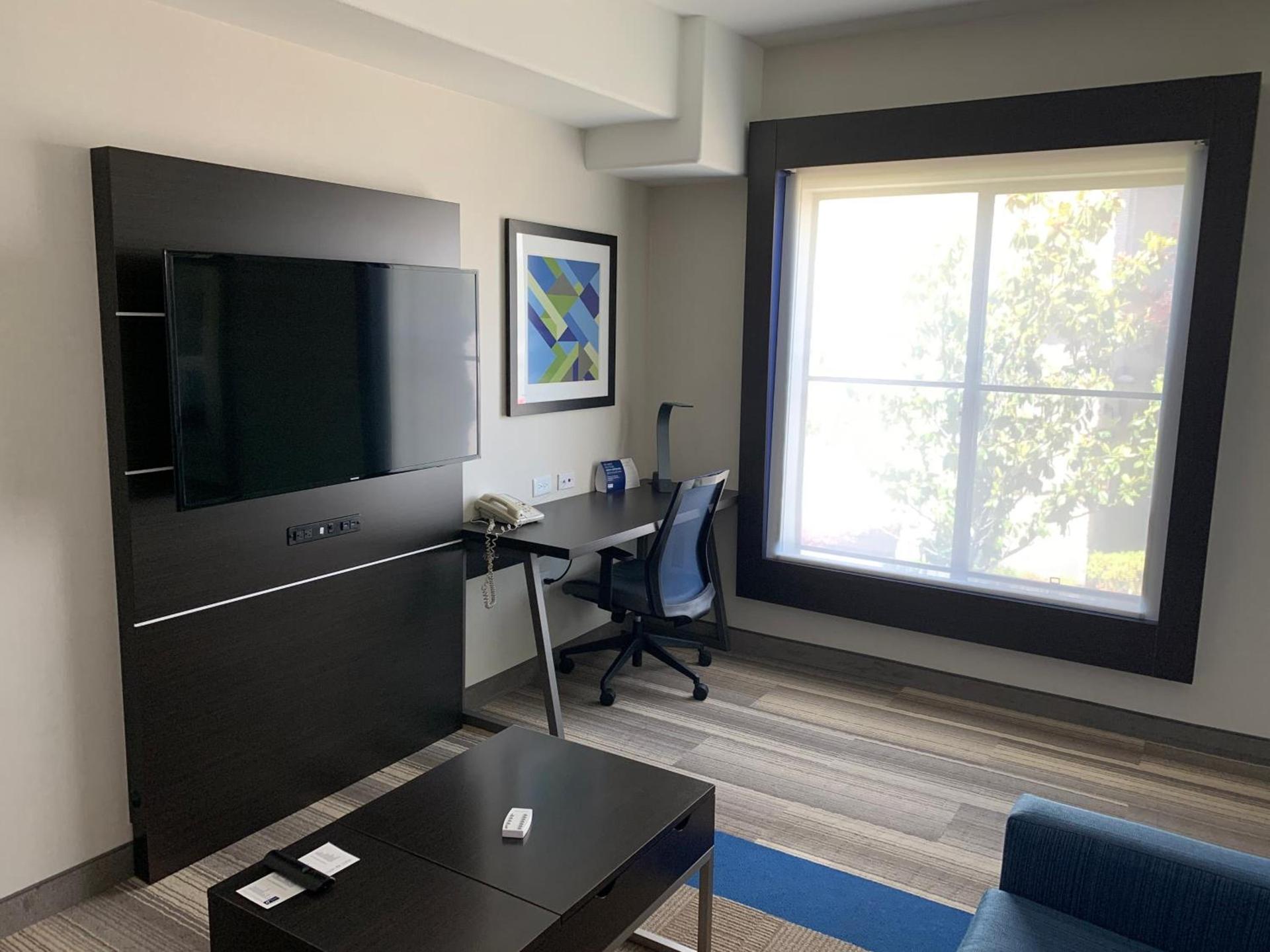 Holiday Inn Express Hotel & Suites El Dorado Hills by IHG photo 55