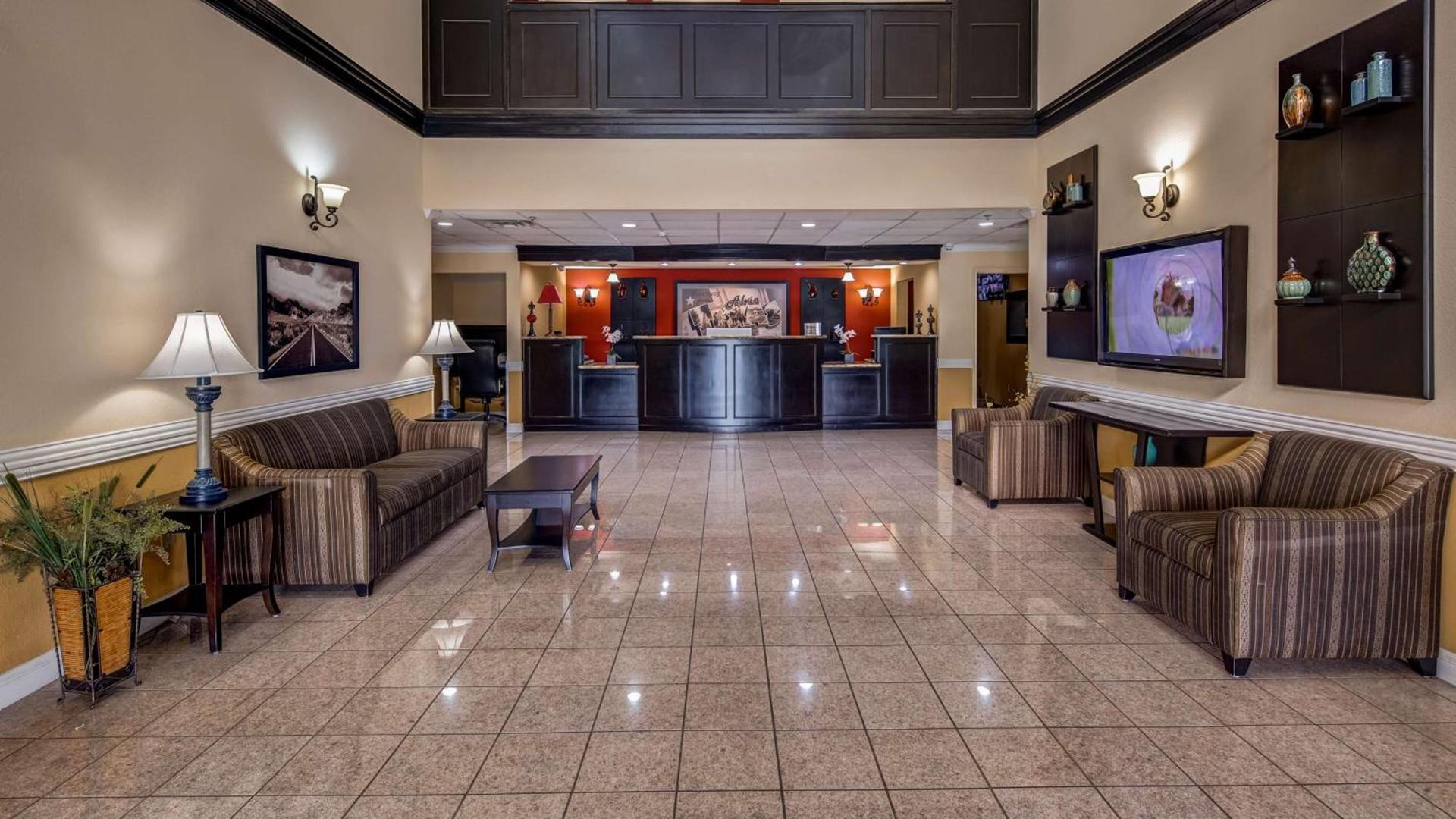 SureStay Plus Hotel by Best Western Alvin photo 4