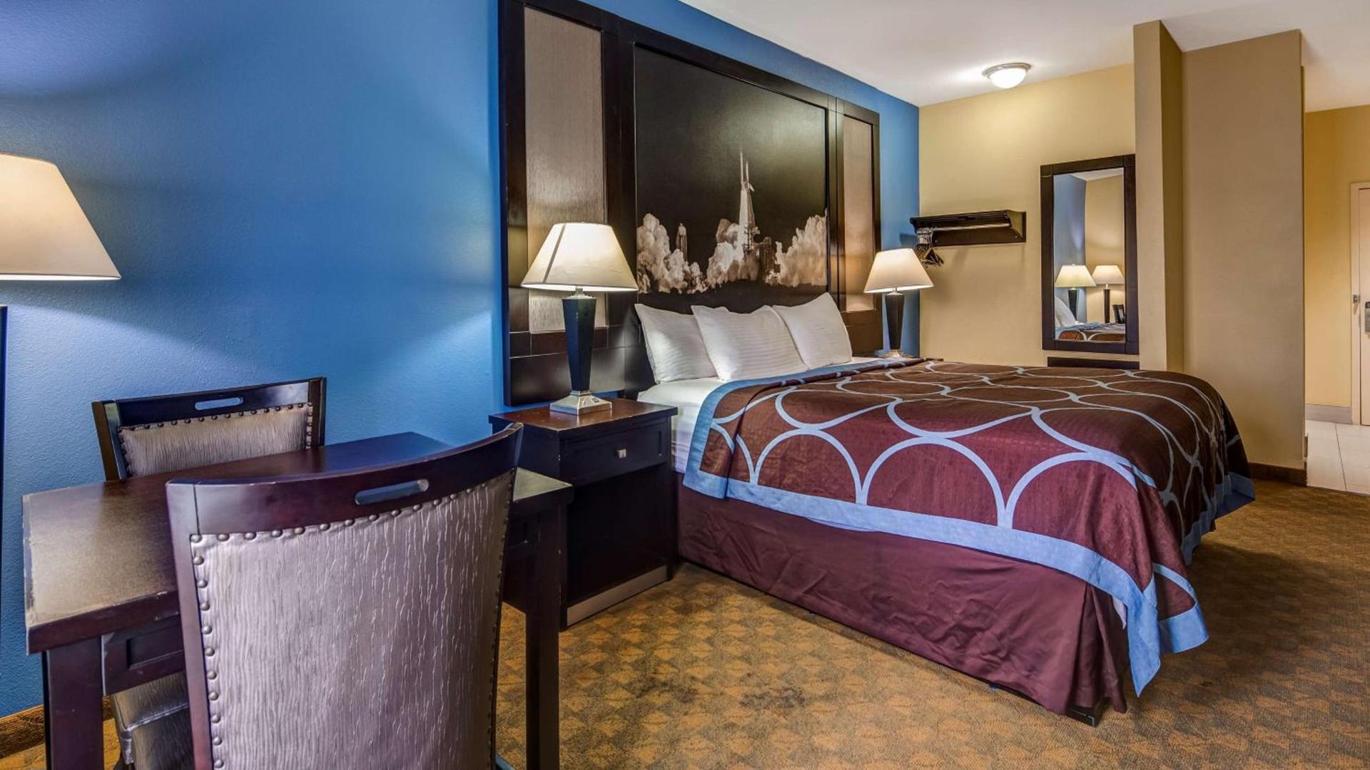 SureStay Plus Hotel by Best Western Alvin photo 14