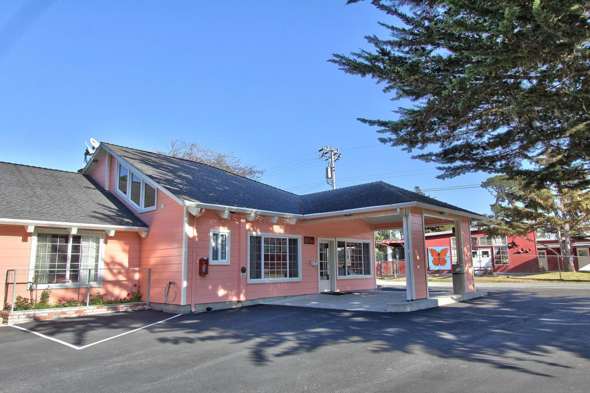 Butterfly Grove Inn photo 5