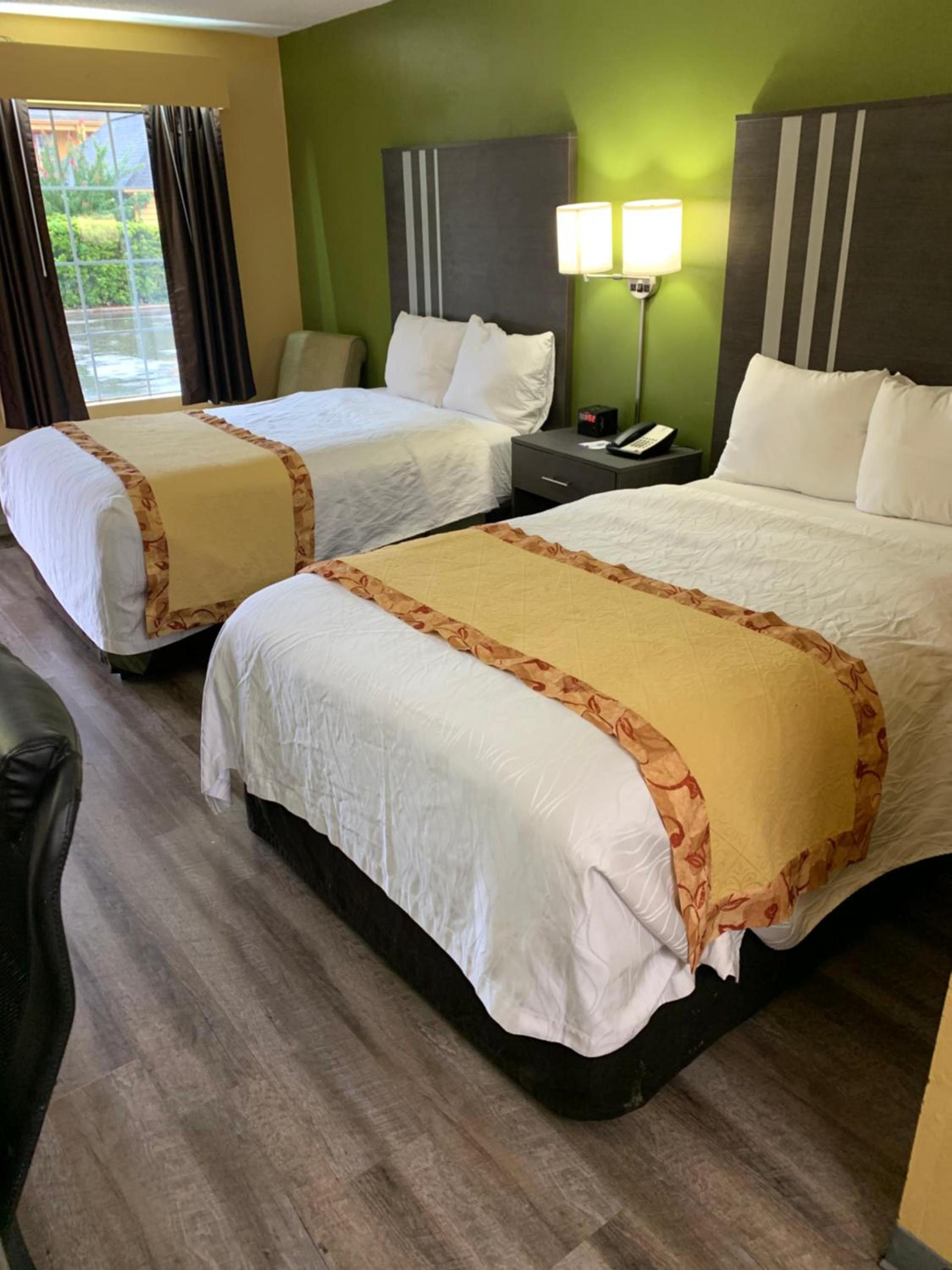 Baymont by Wyndham Selma photo 11