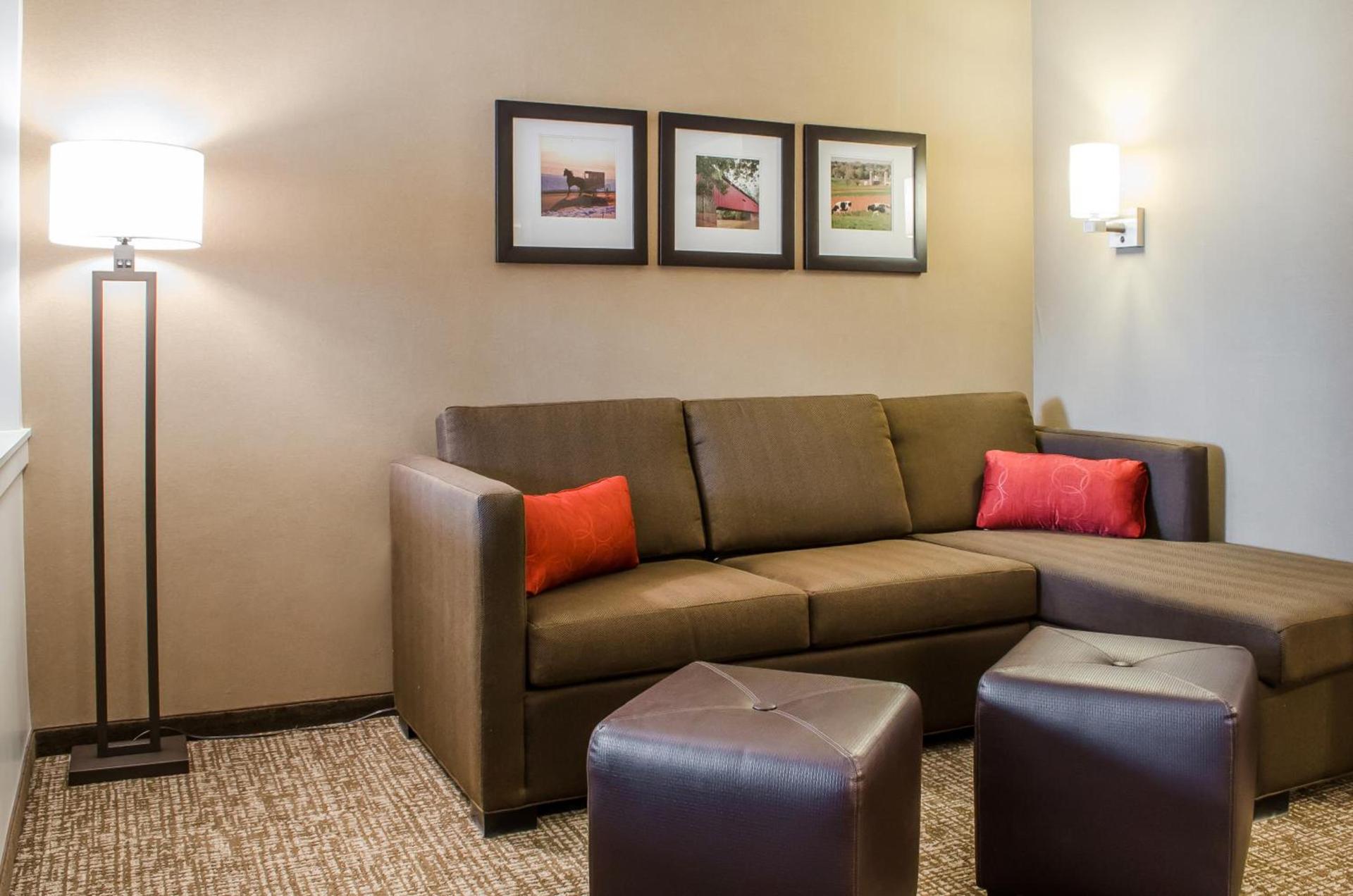 Comfort Suites Manheim - Lancaster photo 50
