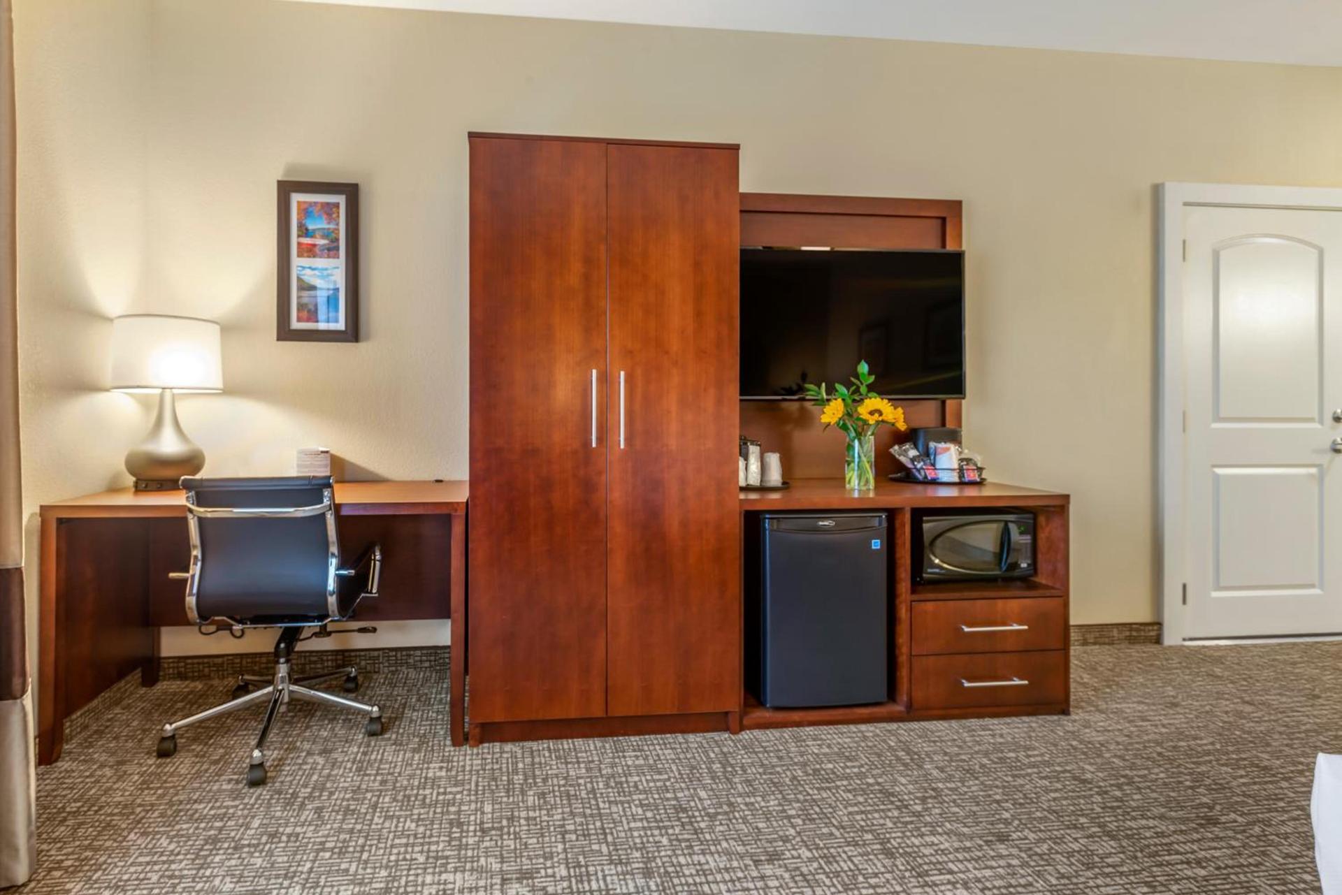 Comfort Inn Brewster photo 12