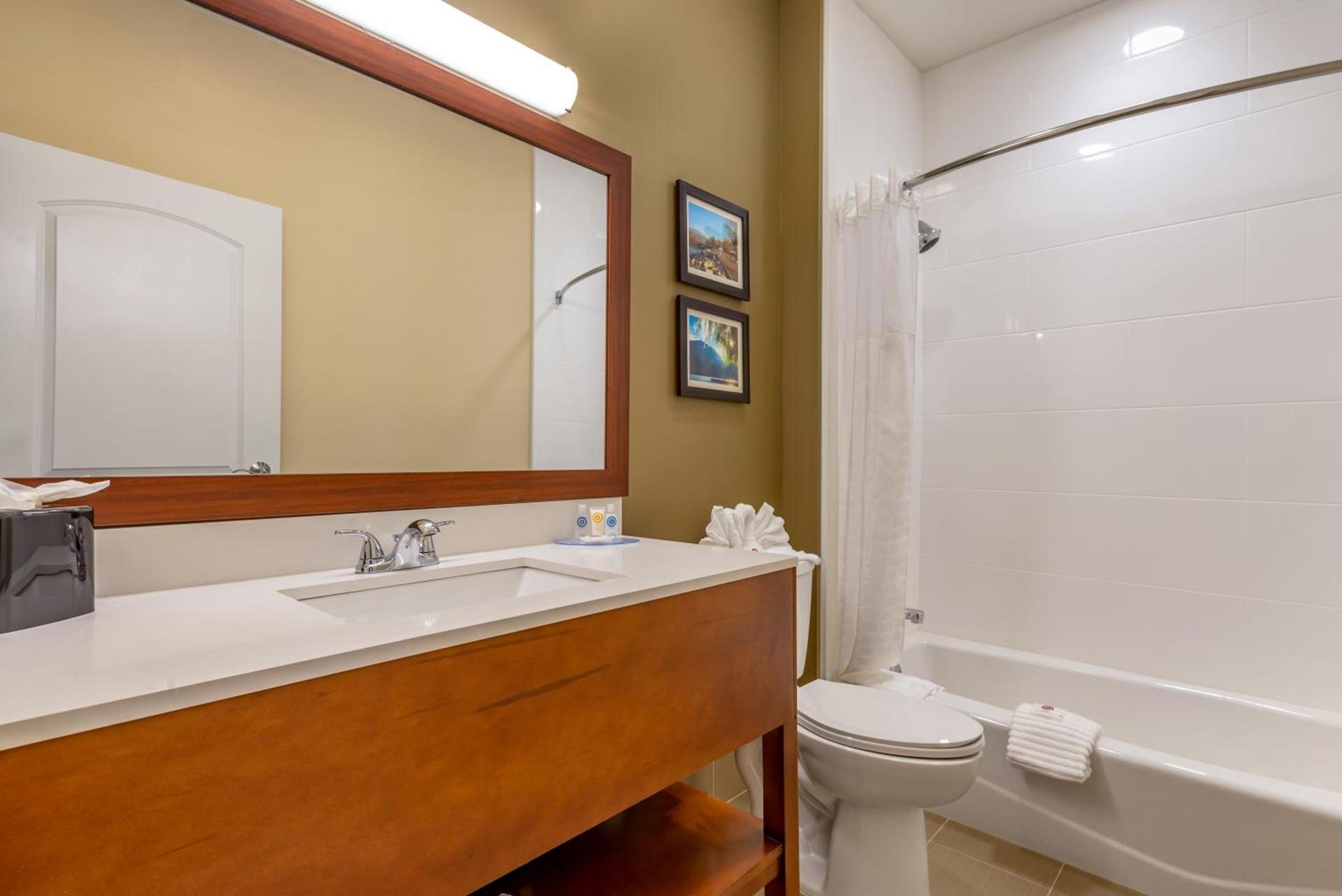 Comfort Inn Brewster photo 13
