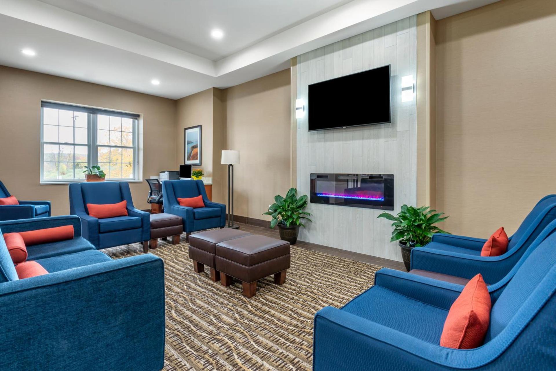 Comfort Inn Brewster photo 2