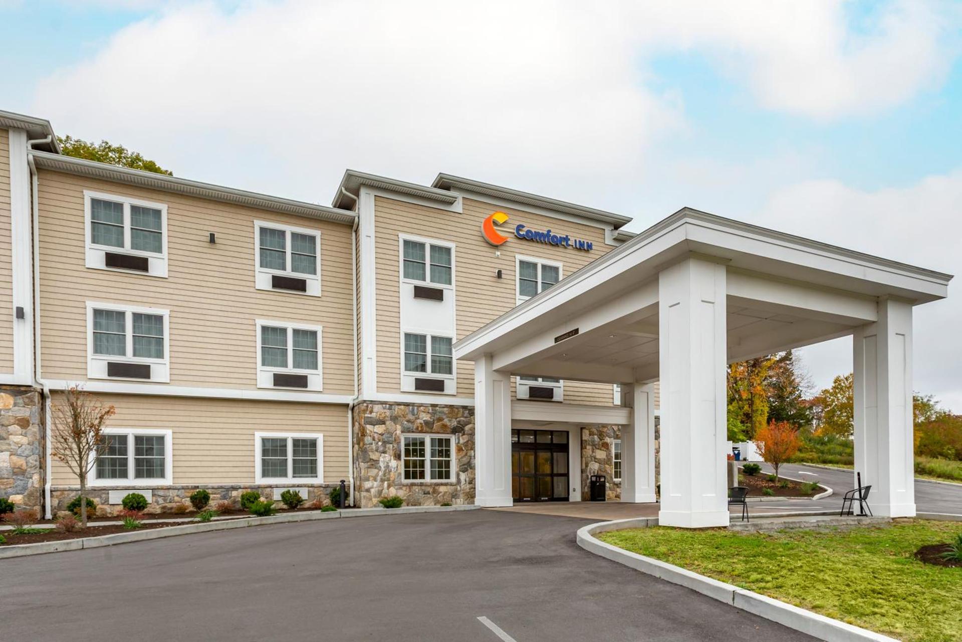Comfort Inn Brewster photo 1