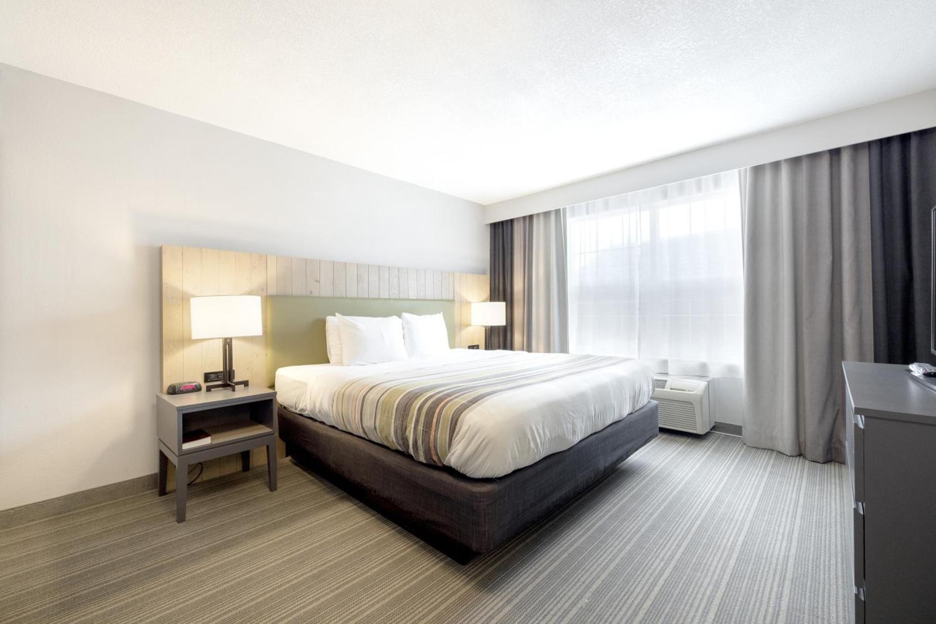 Country Inn & Suites by Radisson, Tinley Park, IL photo 76