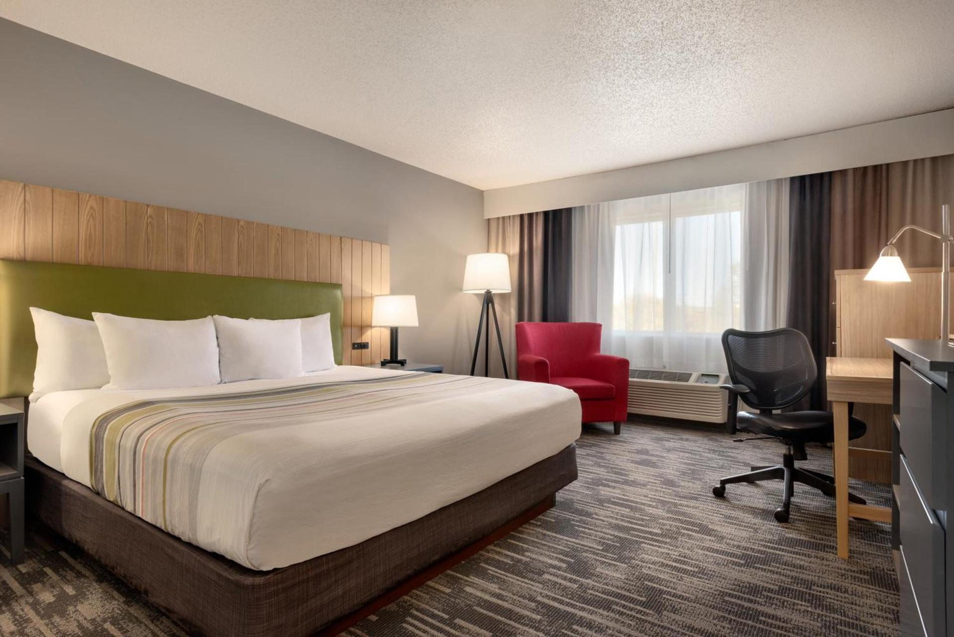 Country Inn & Suites by Radisson, Brookings photo 39