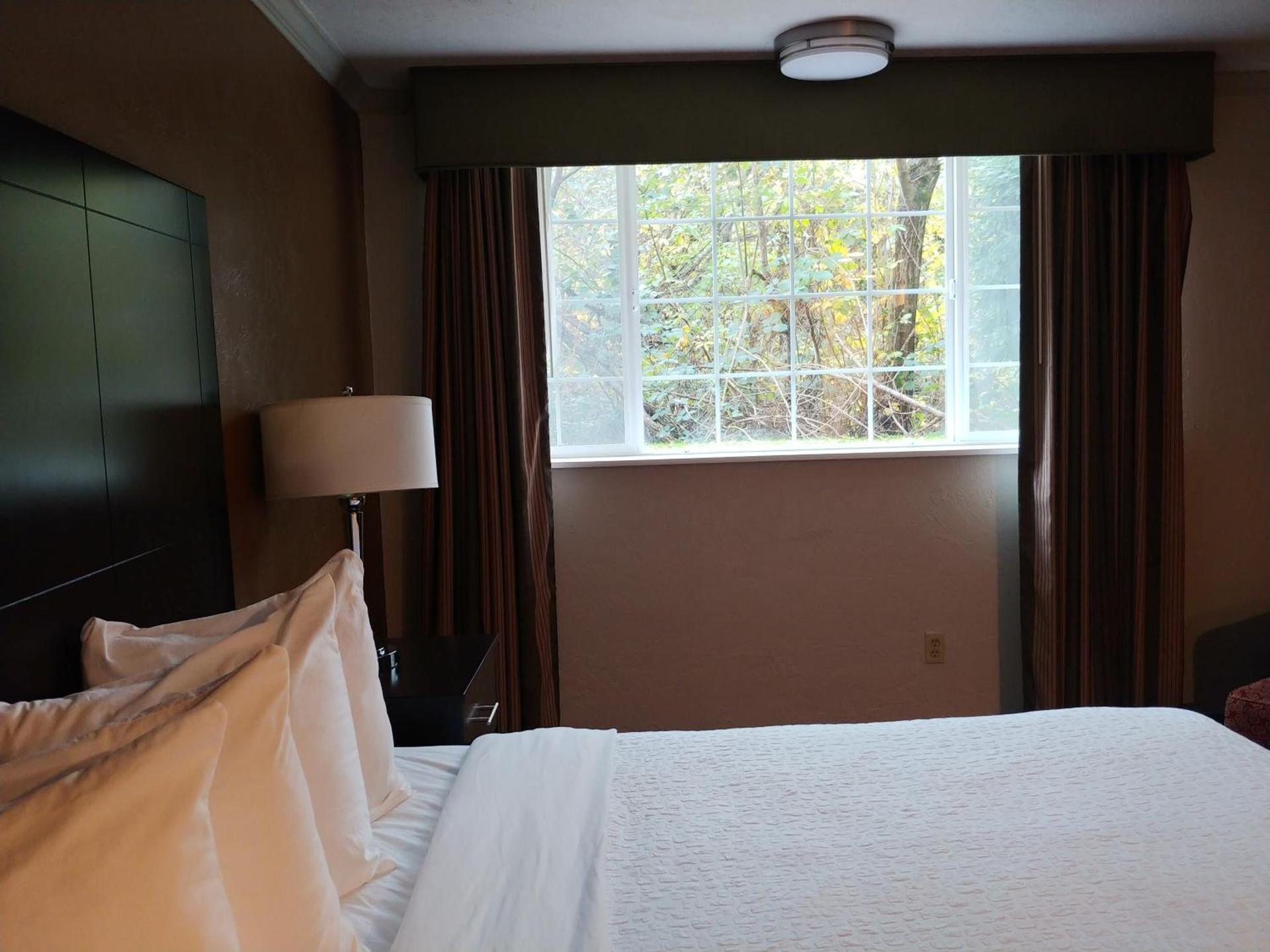 Best Western Plus Parkway Inn photo 48