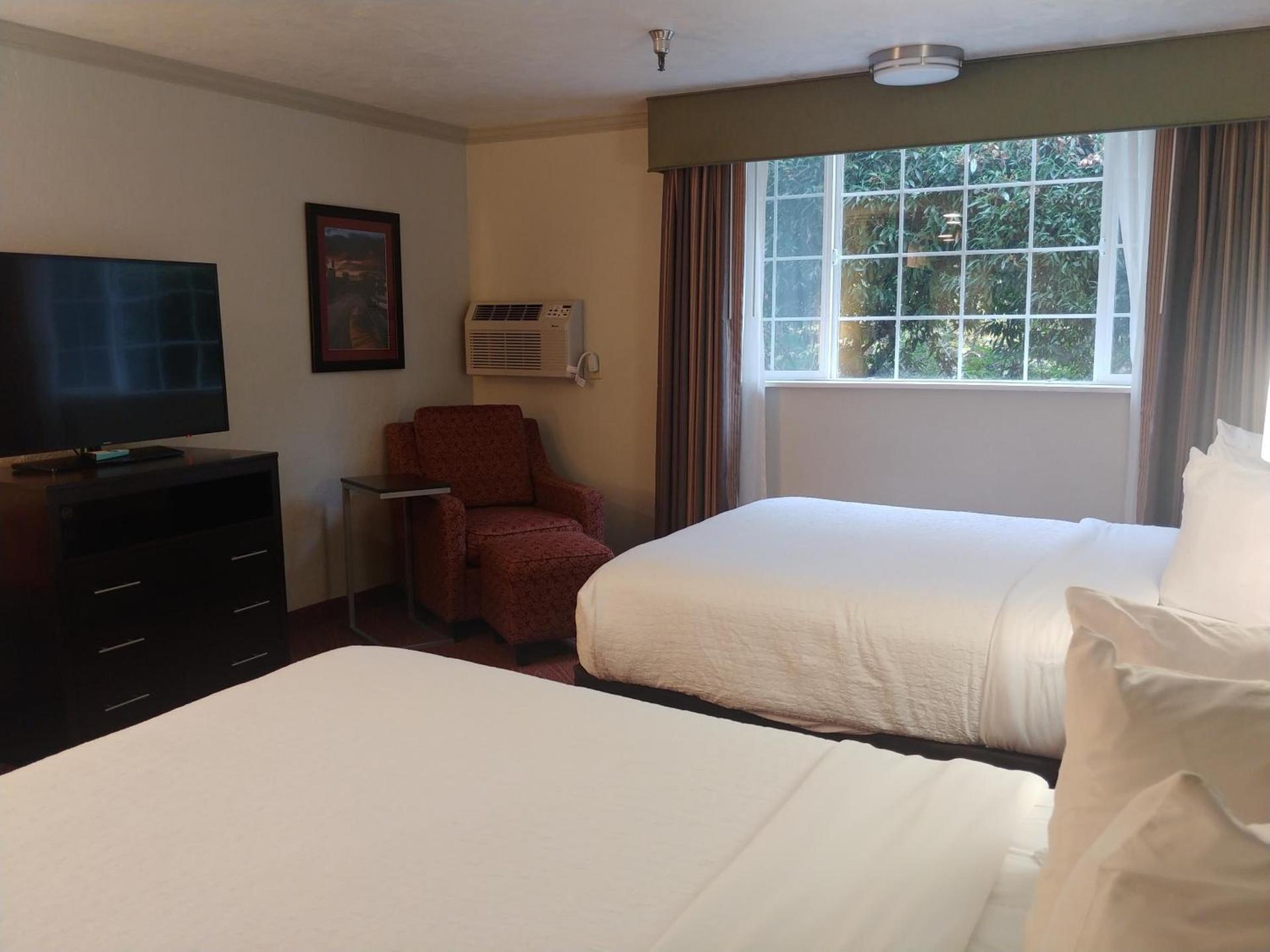 Best Western Plus Parkway Inn photo 45