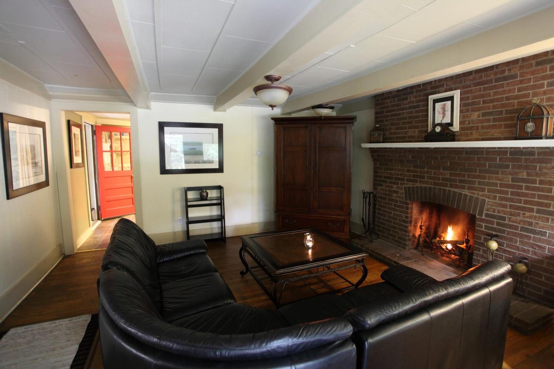 The Pines Cottages photo 53