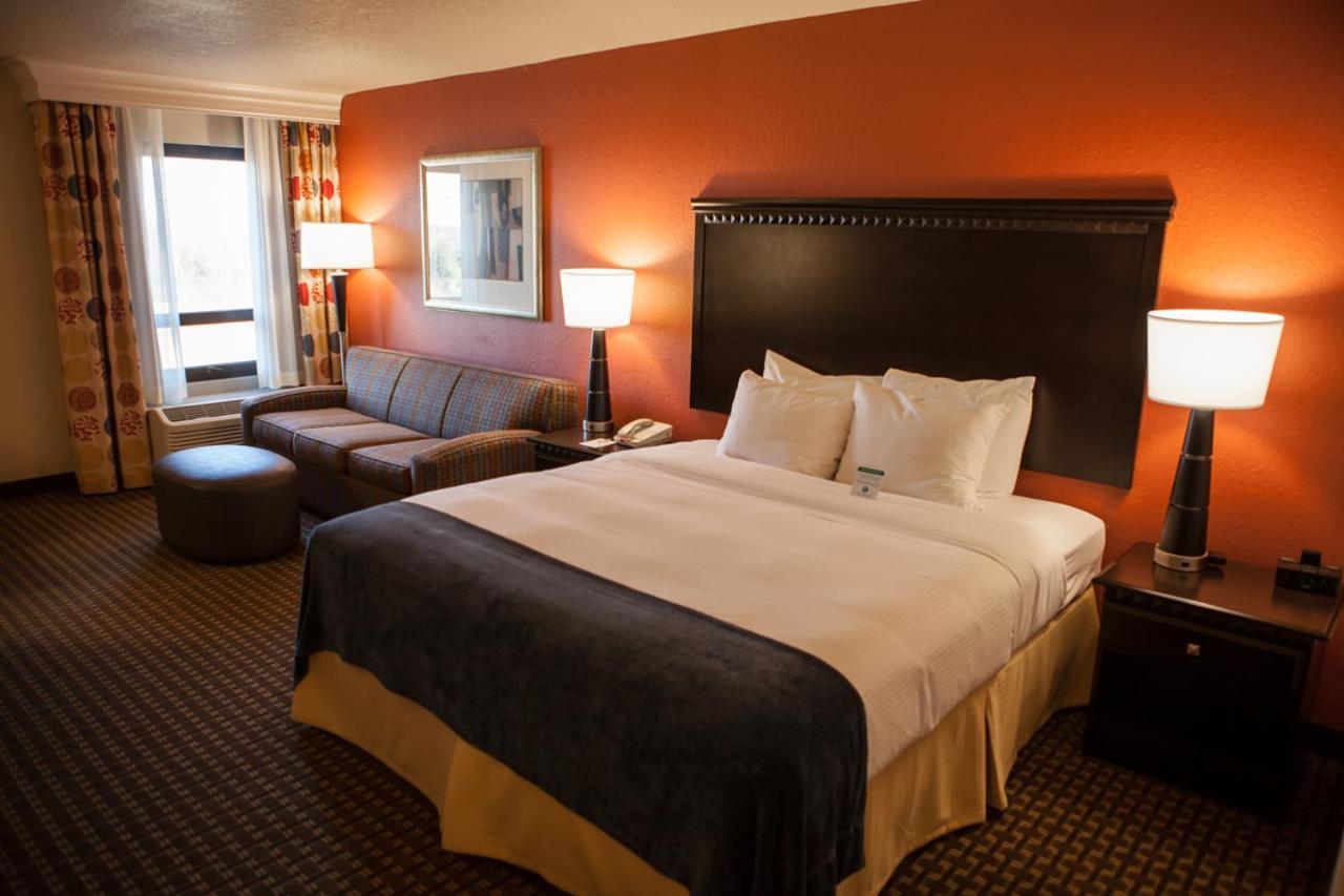 Decatur Conference Center and Hotel photo 18