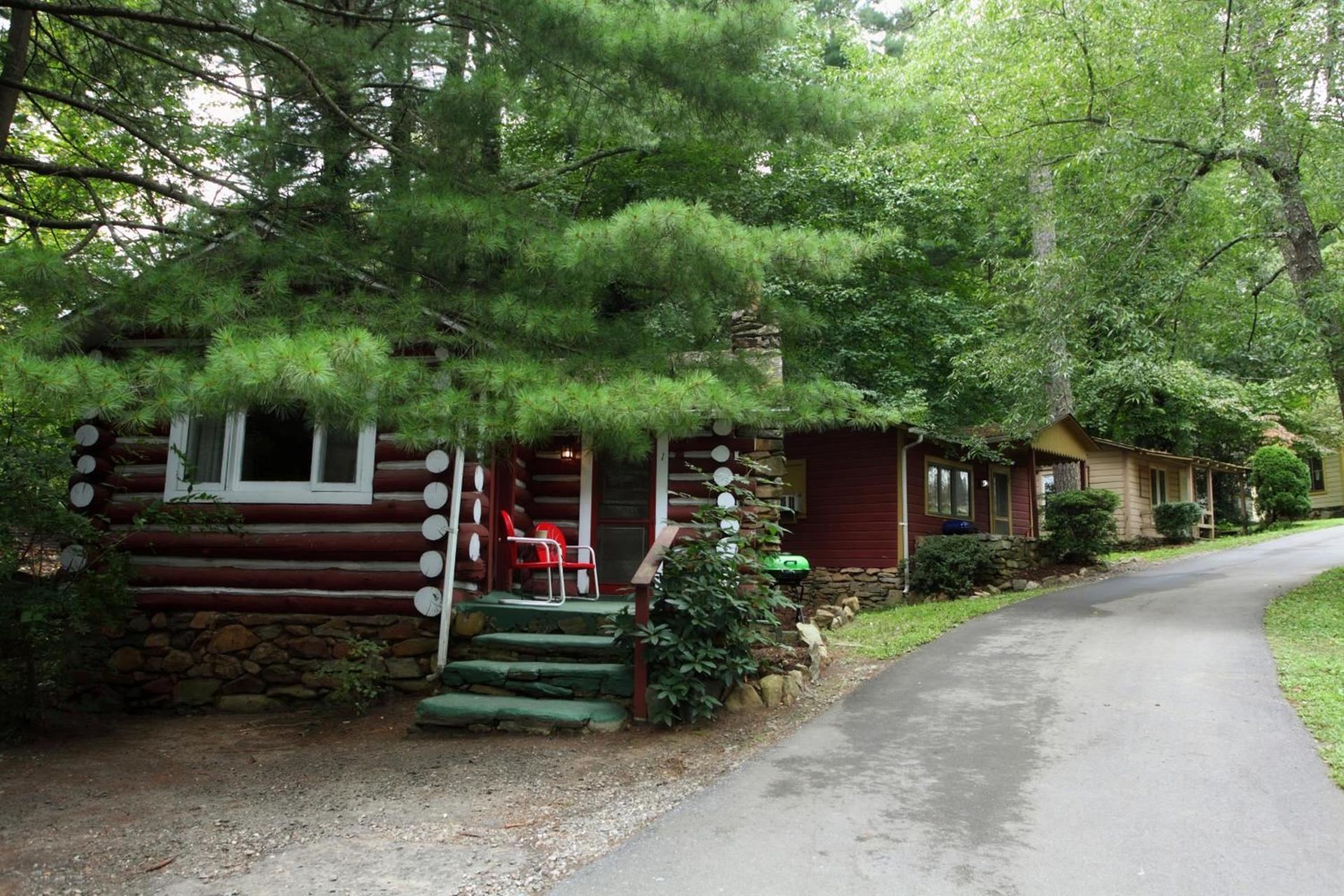 The Pines Cottages photo 7