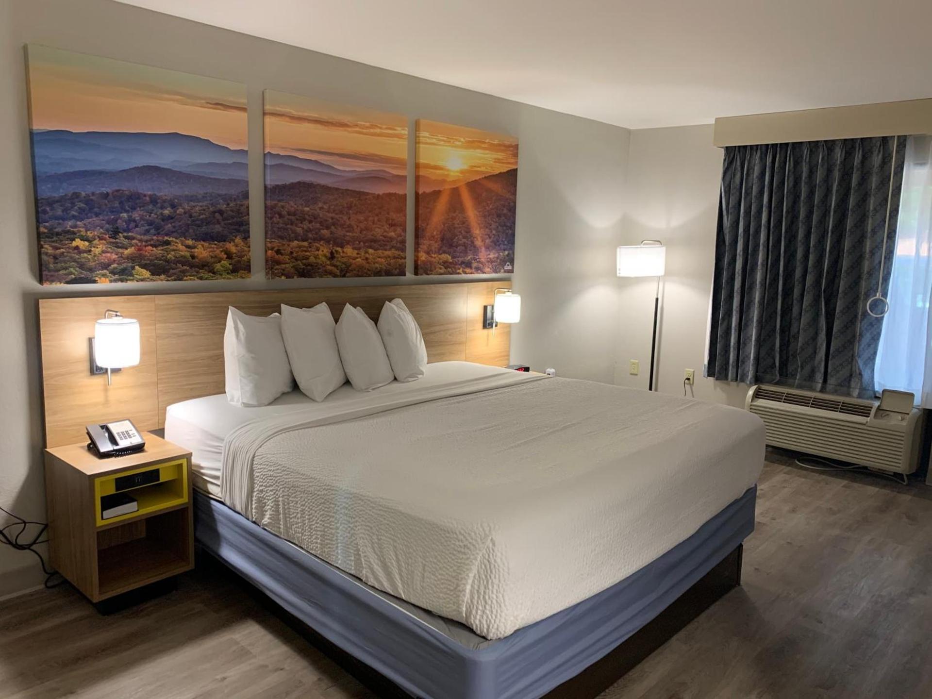 Days Inn by Wyndham Atlanta Stone Mountain photo 29