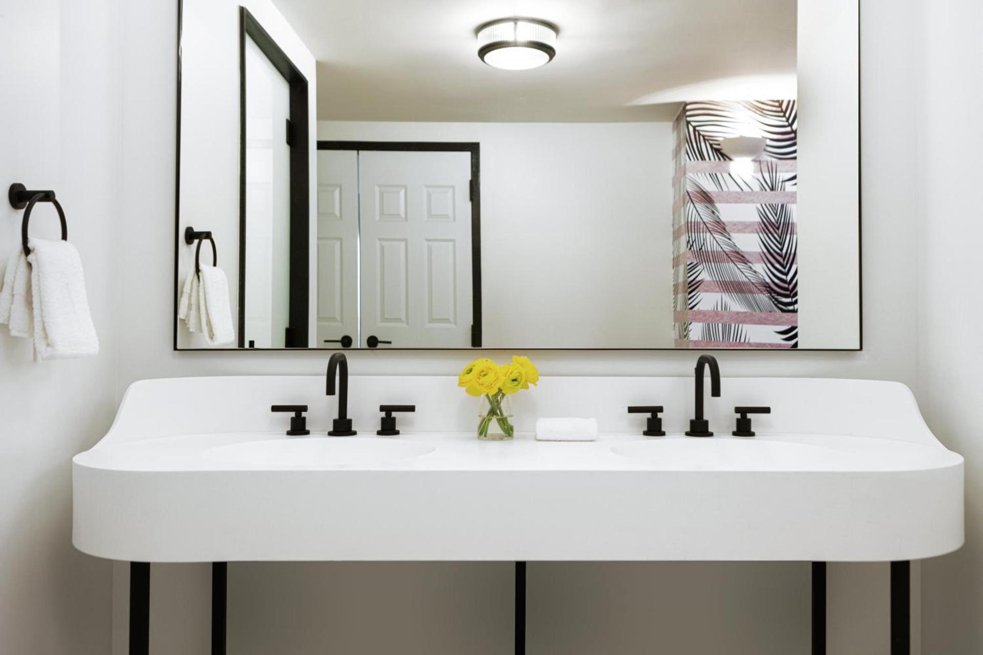 Kimpton Hotel Fontenot by IHG photo 34
