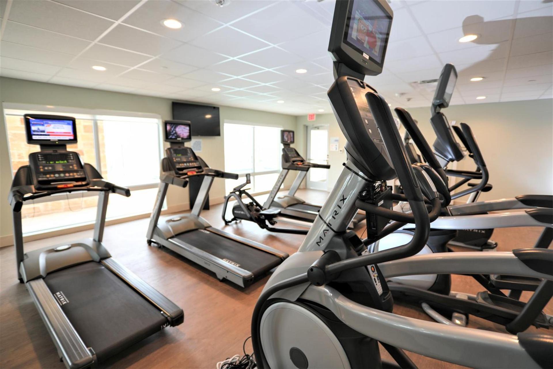 Holiday Inn Express & Suites - Forney by IHG photo 34