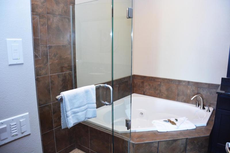 Roosevelt Inn & Suites photo 23