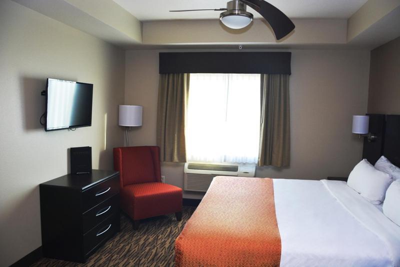 Roosevelt Inn & Suites photo 31