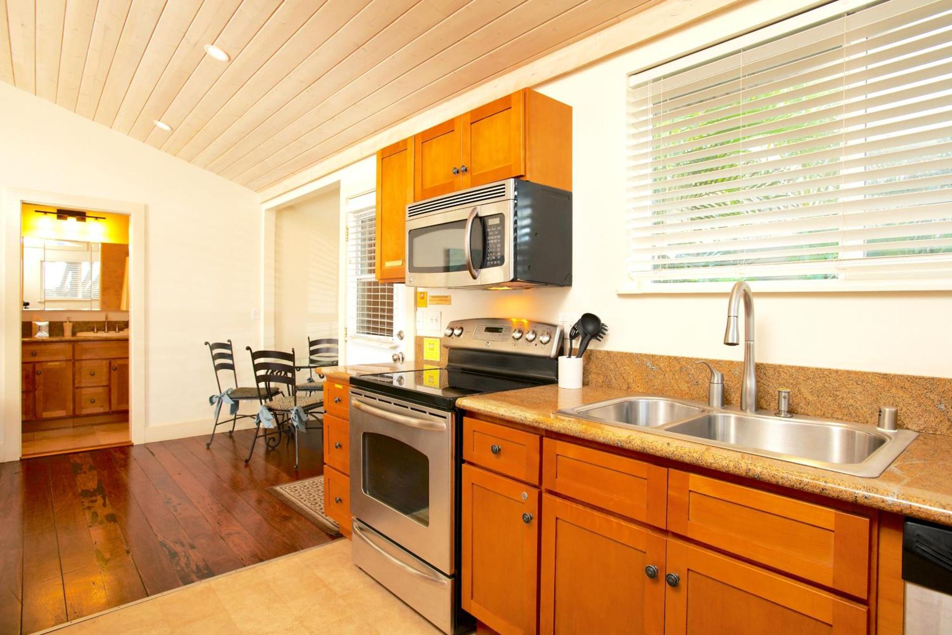 Paia Inn photo 31