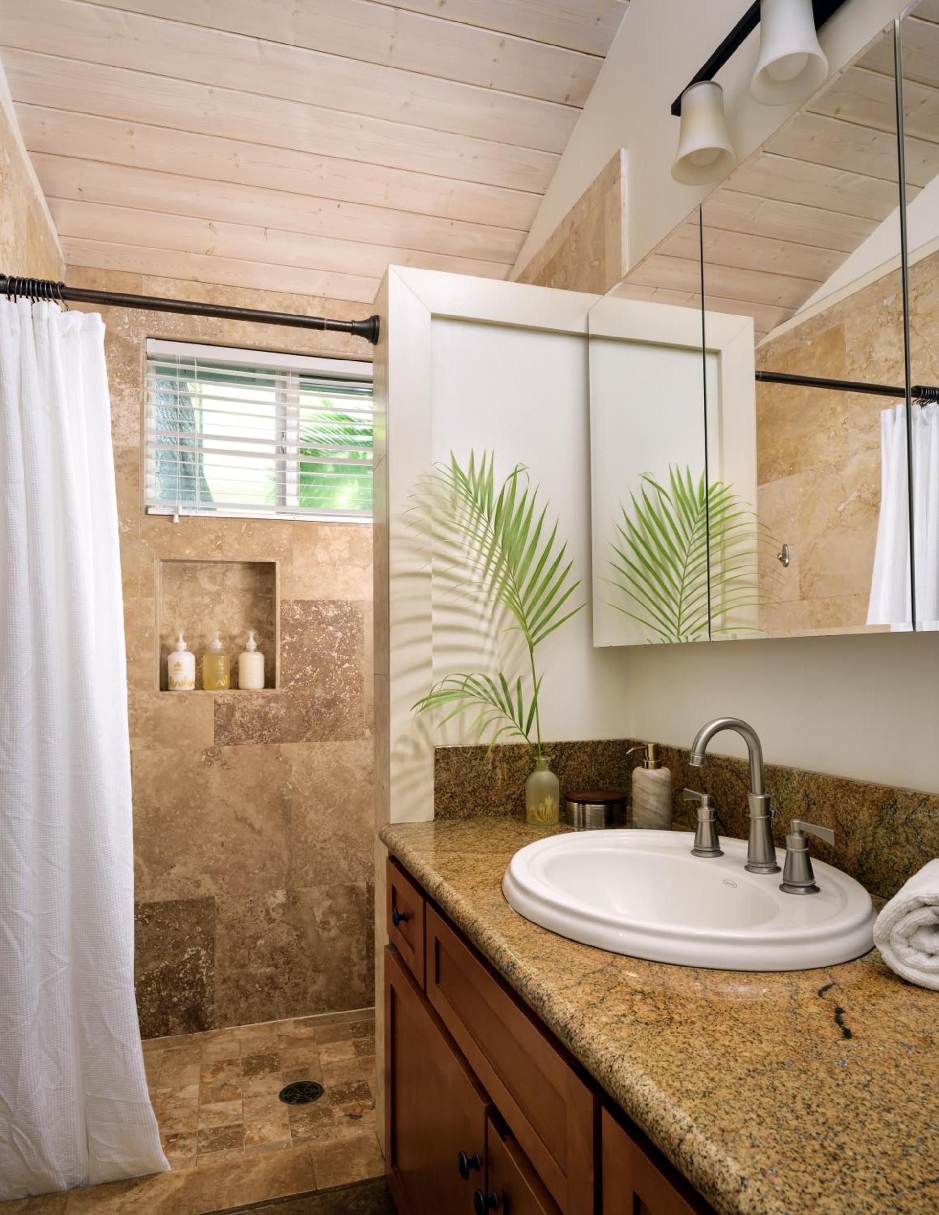 Paia Inn photo 32