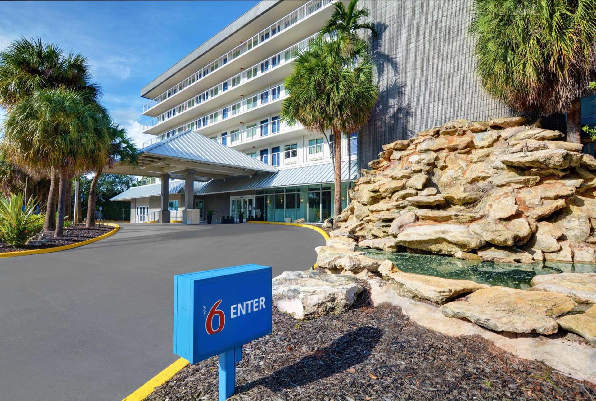 Motel 6-Cutler Bay, FL photo 3