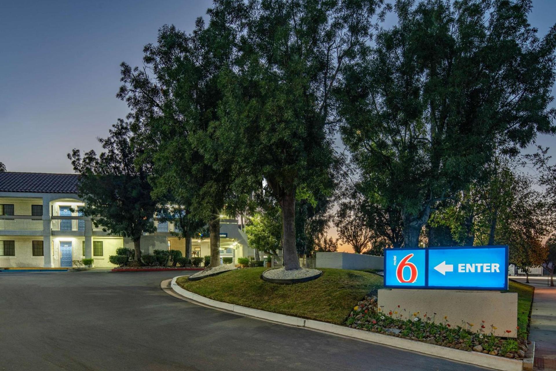 Motel 6-Thousand Oaks, CA photo 4