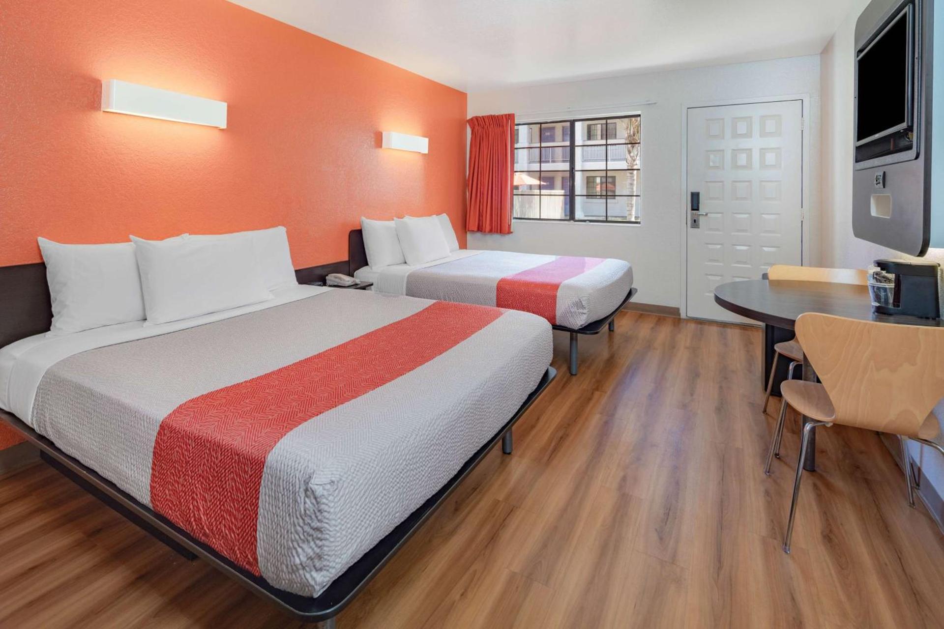 Motel 6-Thousand Oaks, CA photo 15