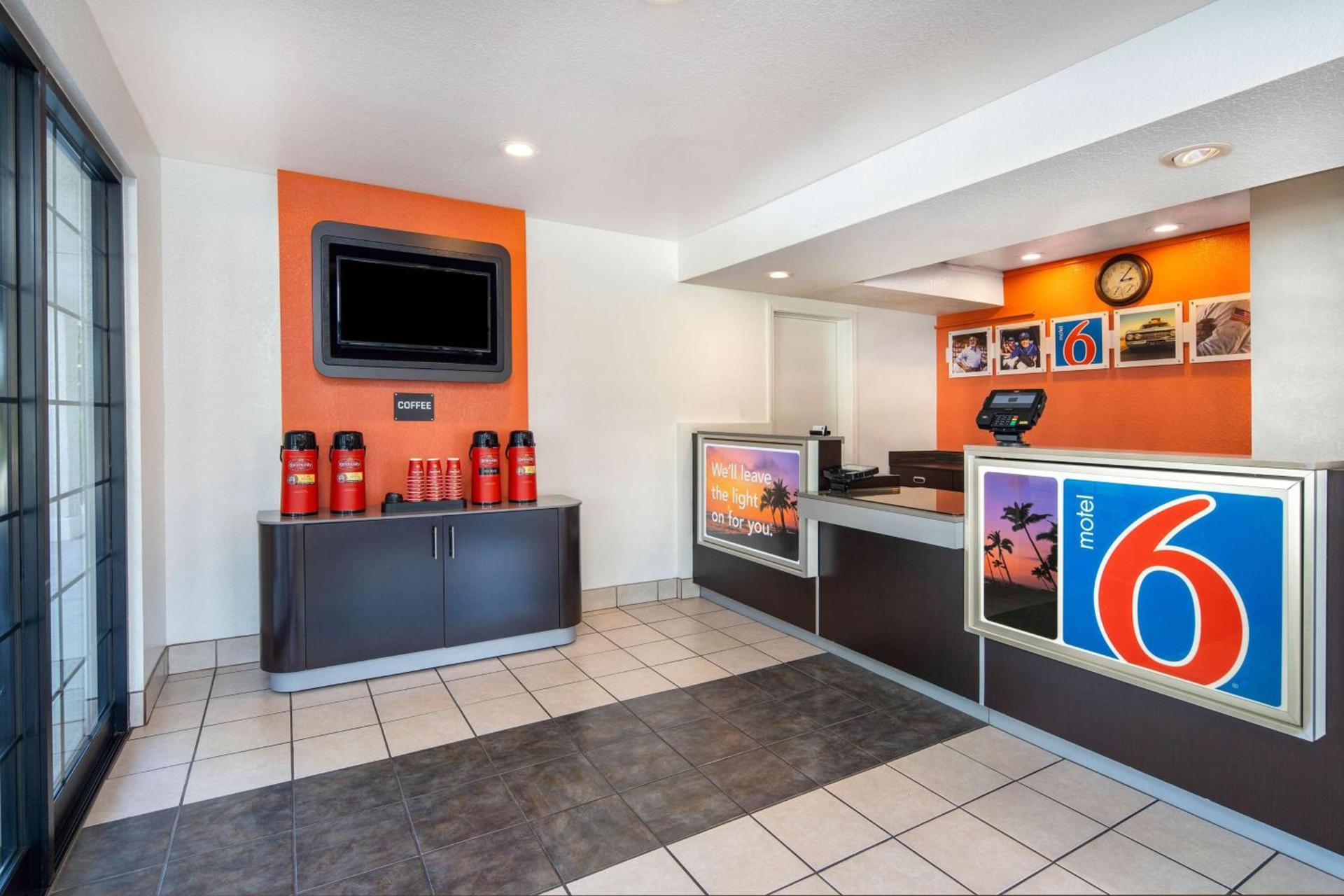 Motel 6-Thousand Oaks, CA photo 20
