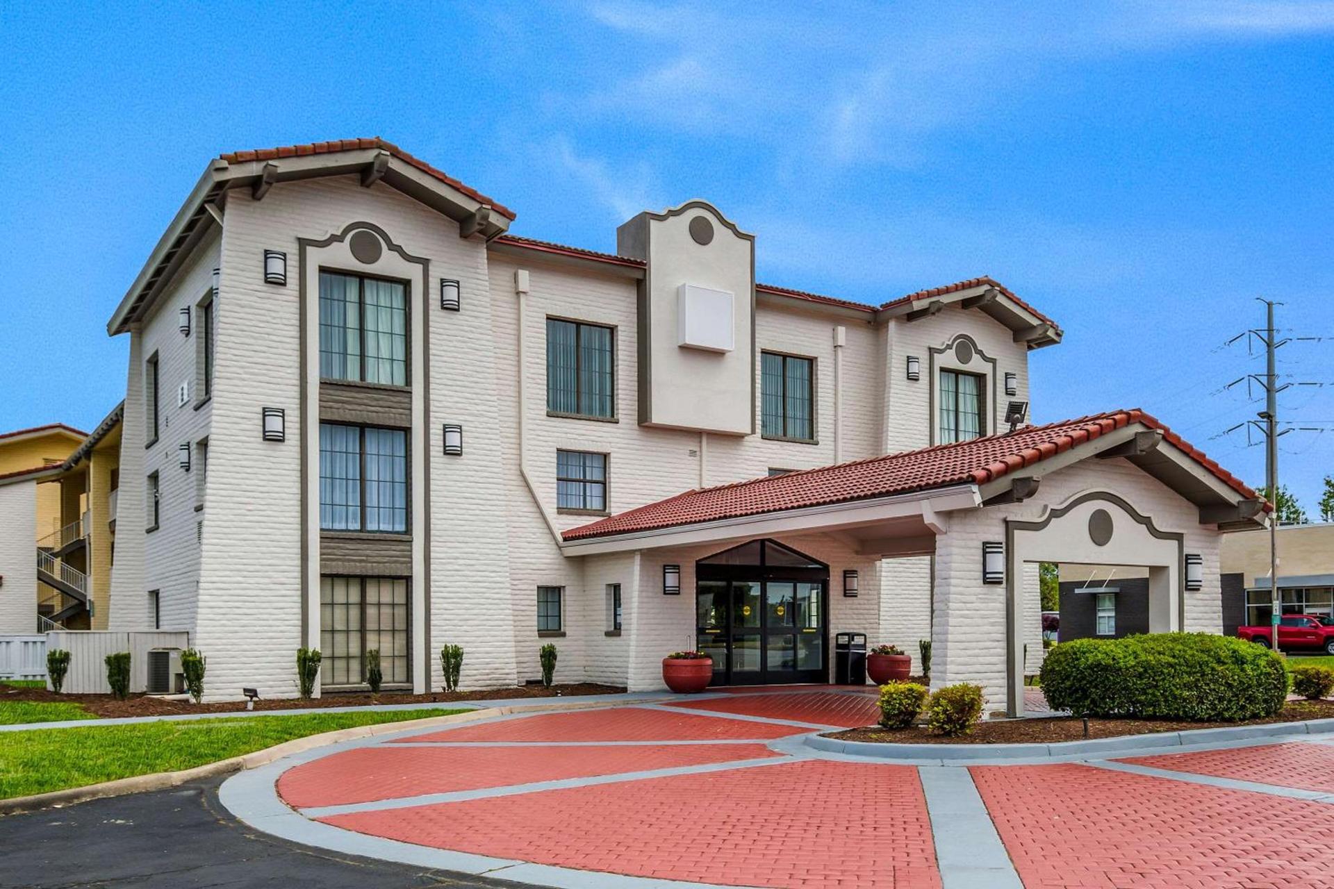 Quality Inn Hampton - Newport News photo 19