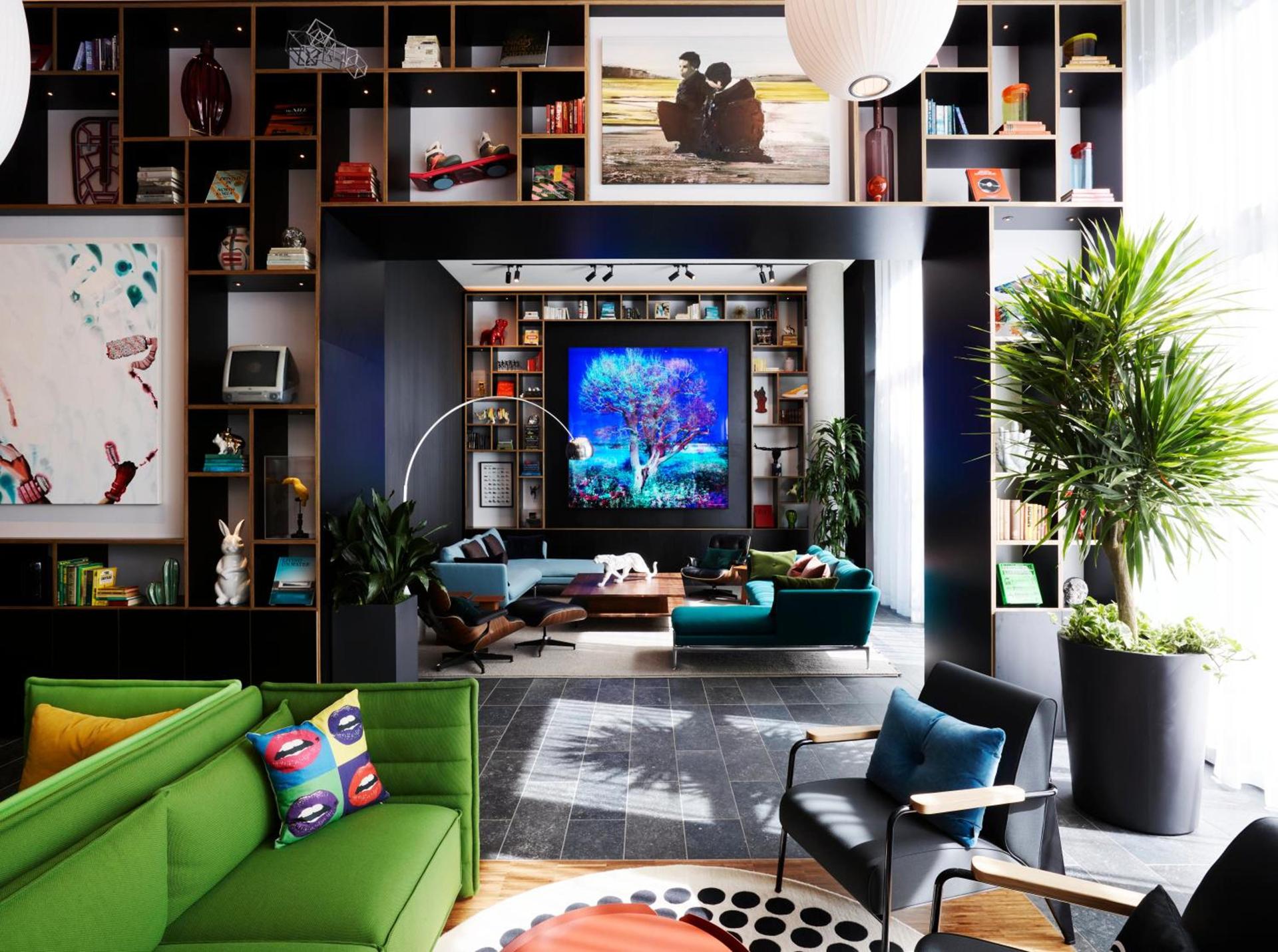 citizenM Seattle South Lake photo 3