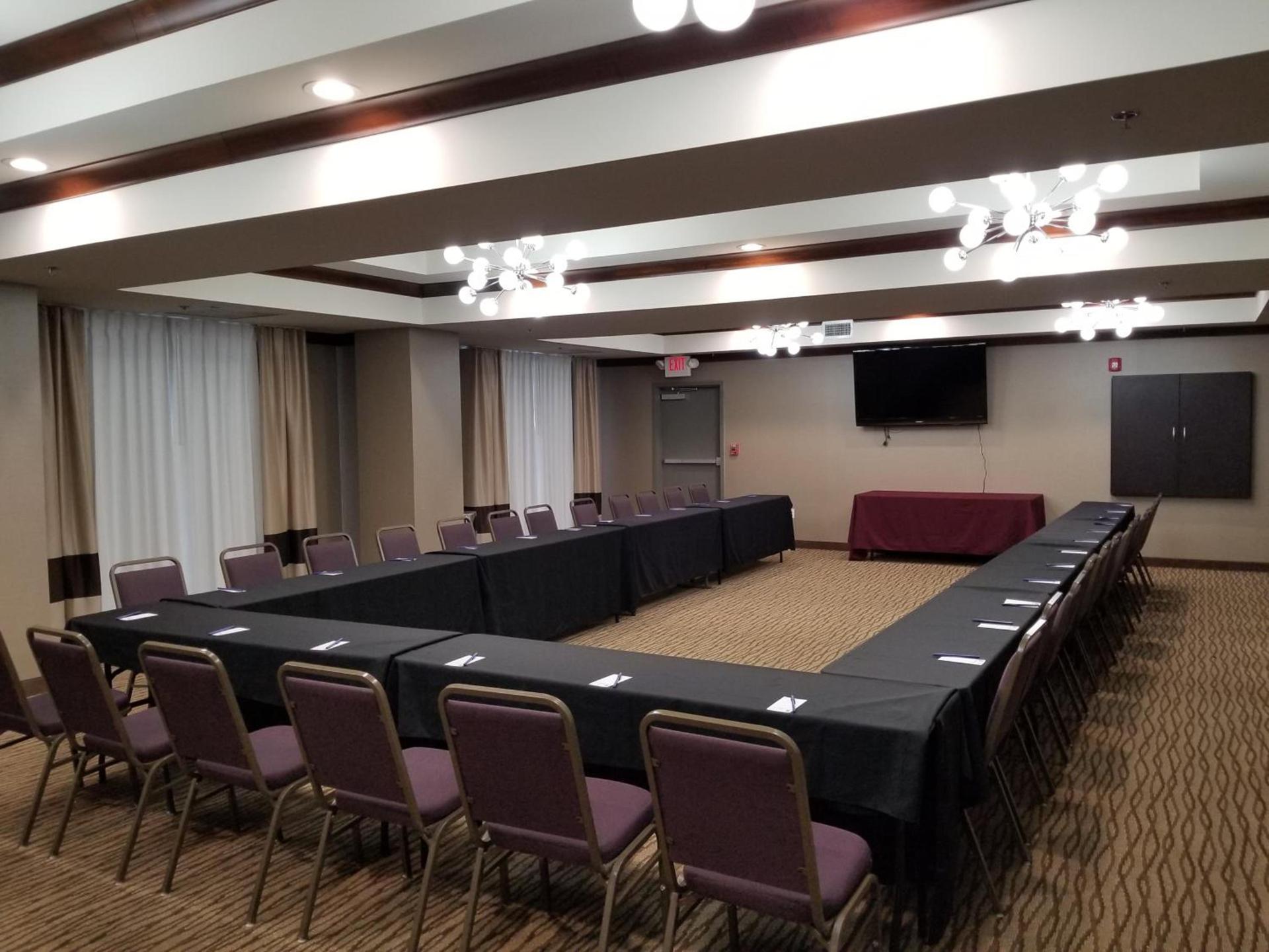 Comfort Suites Little Rock West photo 44
