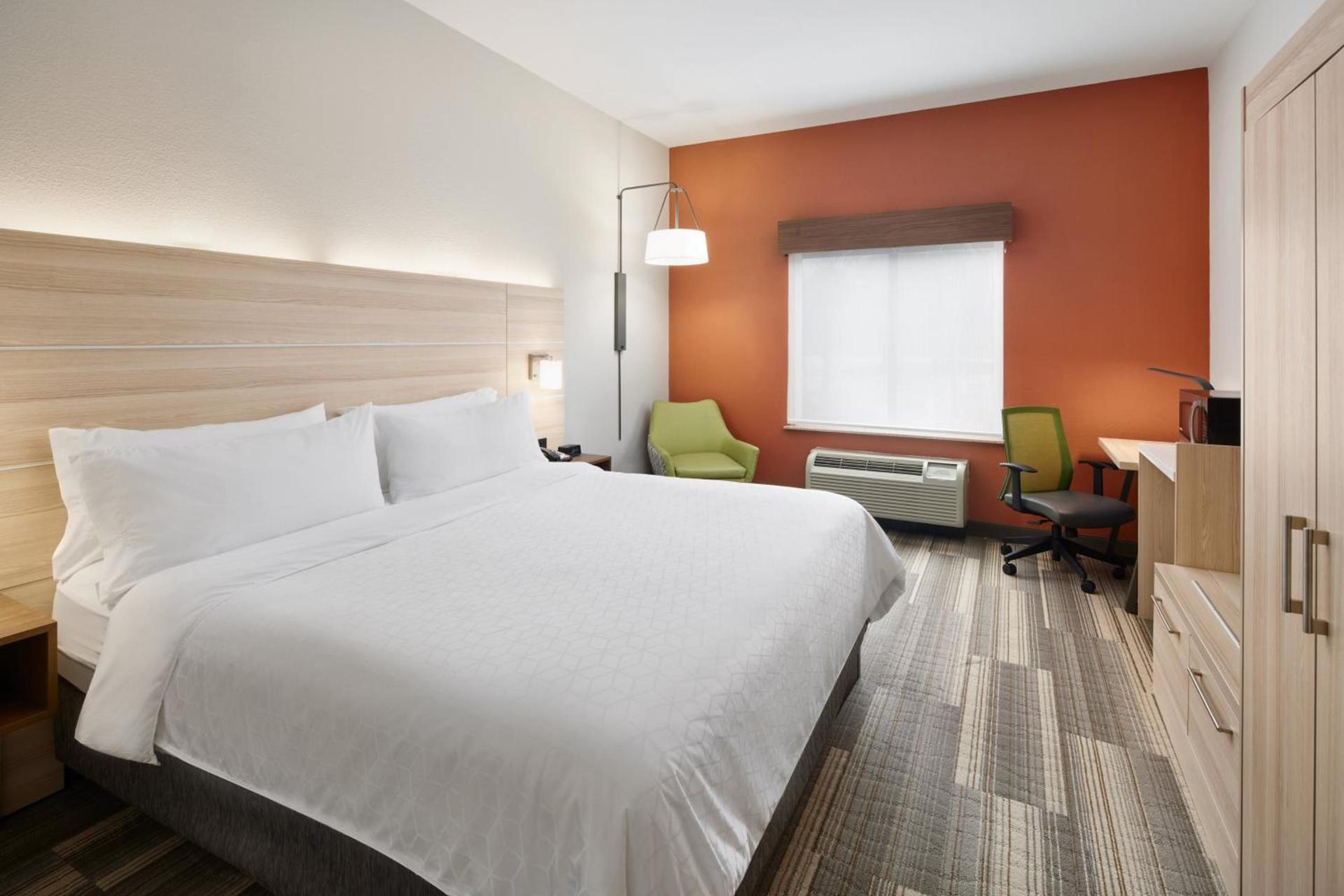 Holiday Inn Express Hotel & Suites Salem by IHG photo 20