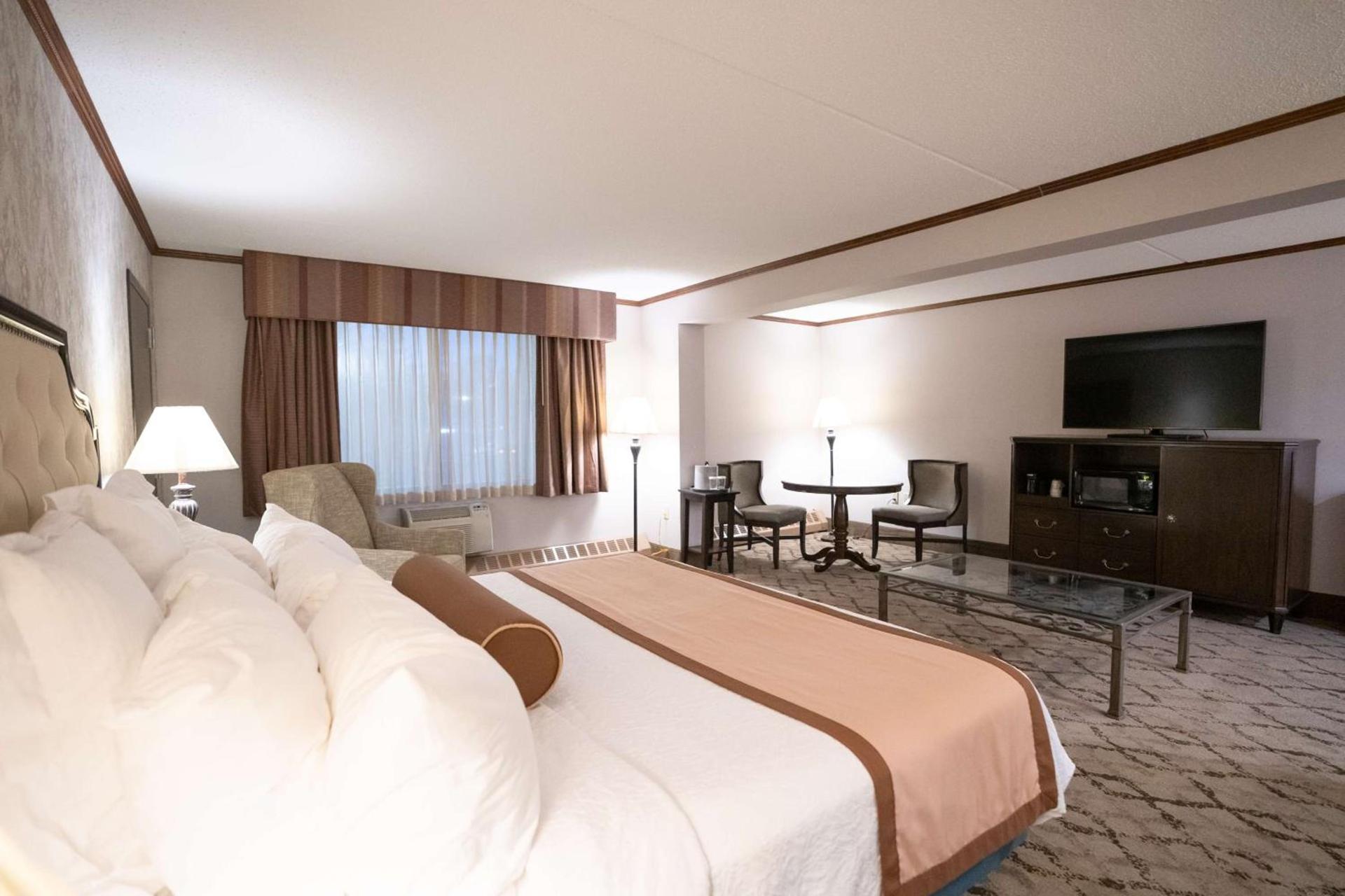 Best Western Plus Fairfield Executive Inn photo 9