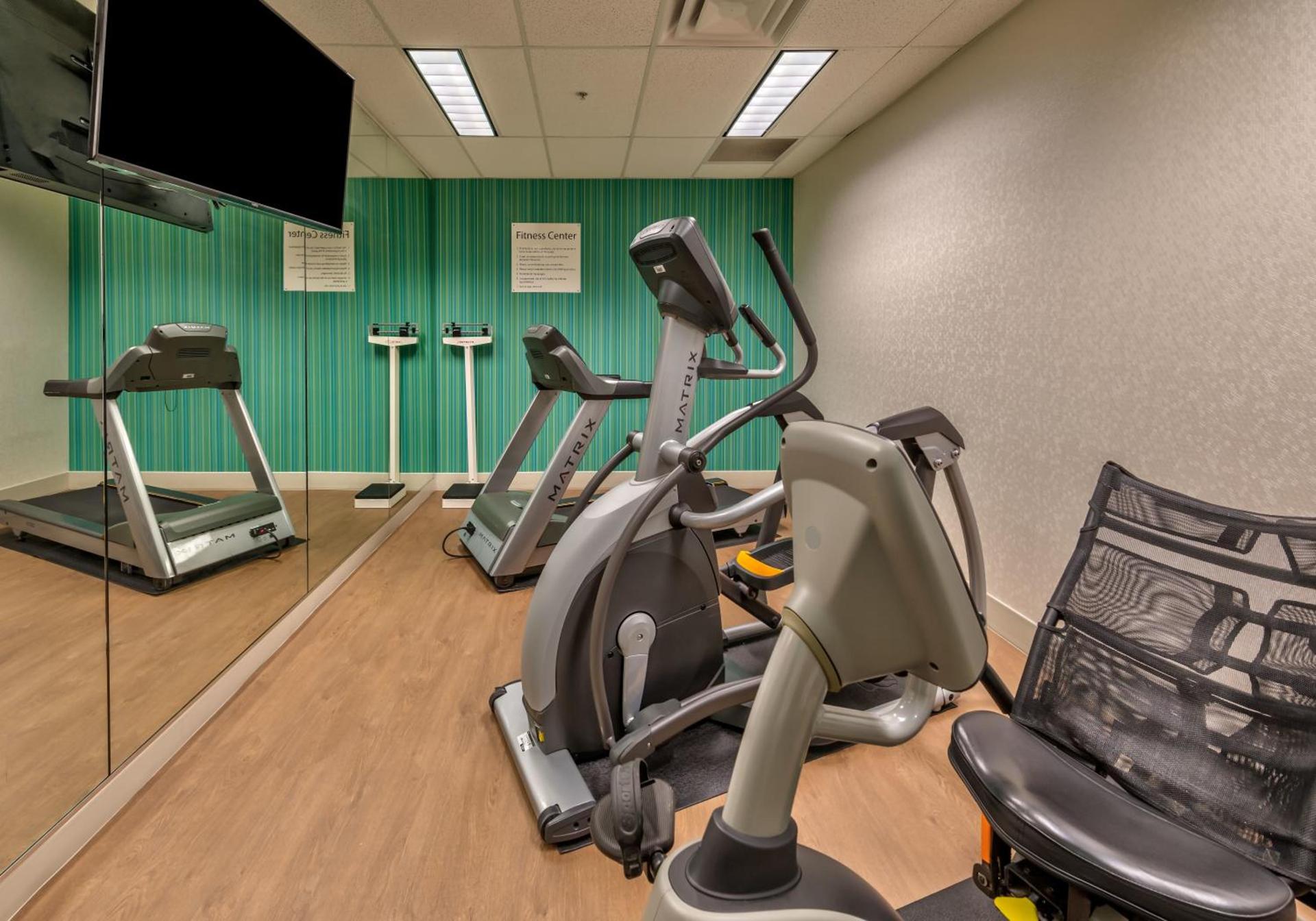 Holiday Inn Express Hotel & Suites Minden by IHG photo 7