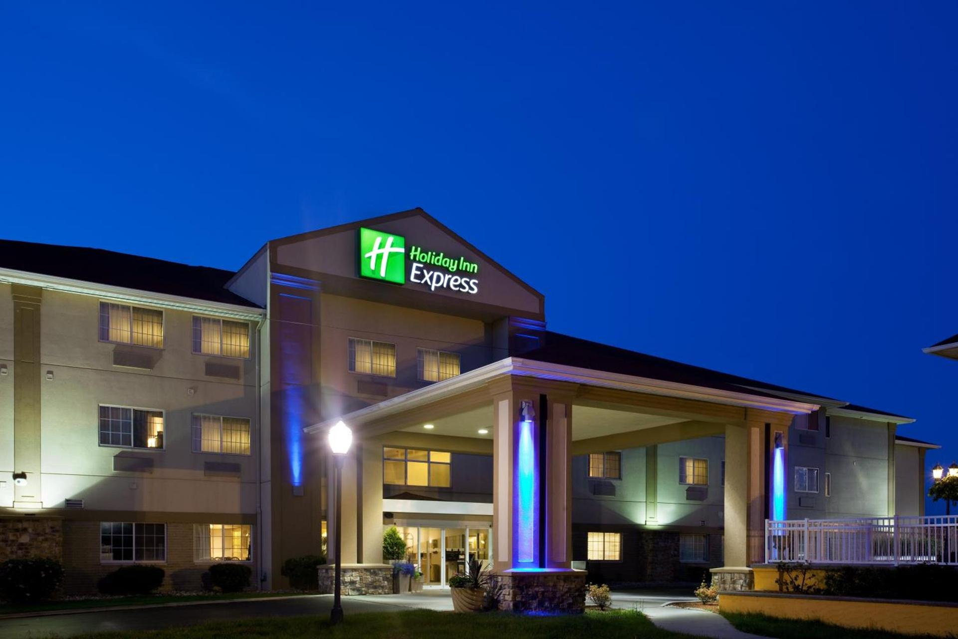 Holiday Inn Express Hotel & Suites-Saint Joseph by IHG photo 39