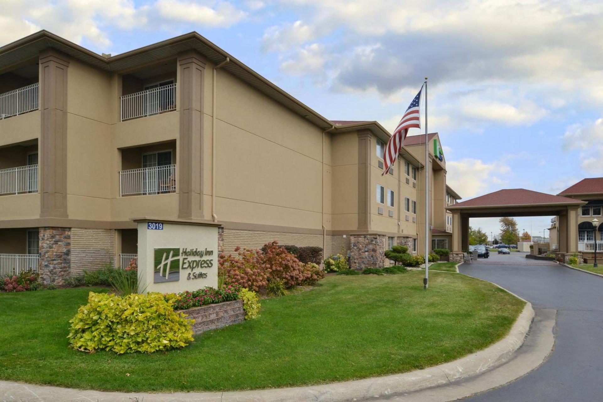 Holiday Inn Express Hotel & Suites-Saint Joseph by IHG photo 45