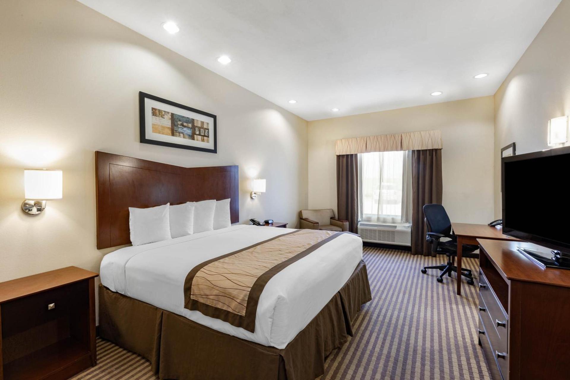Baymont by Wyndham Victoria photo 5