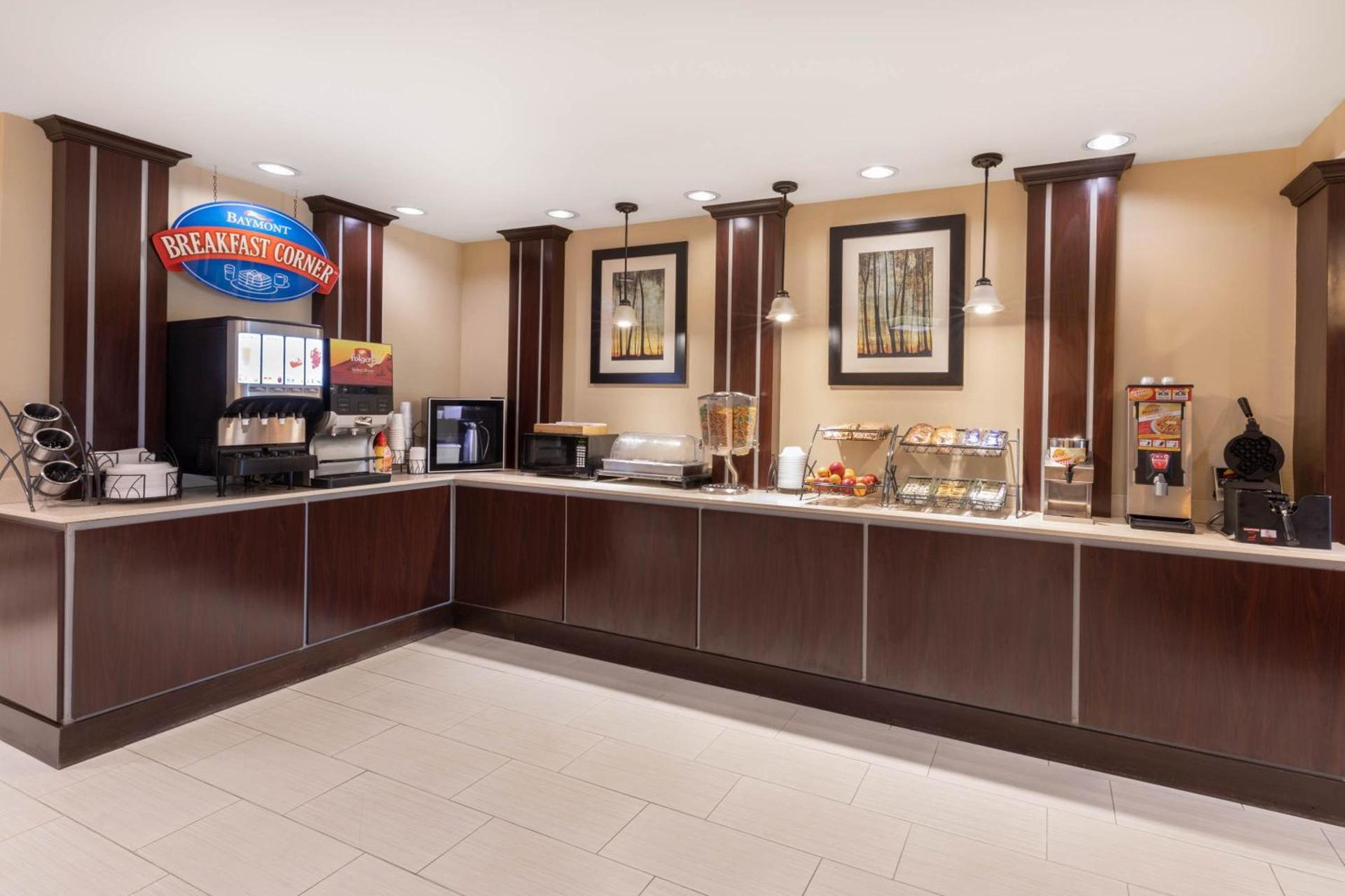 Baymont by Wyndham Victoria photo 17