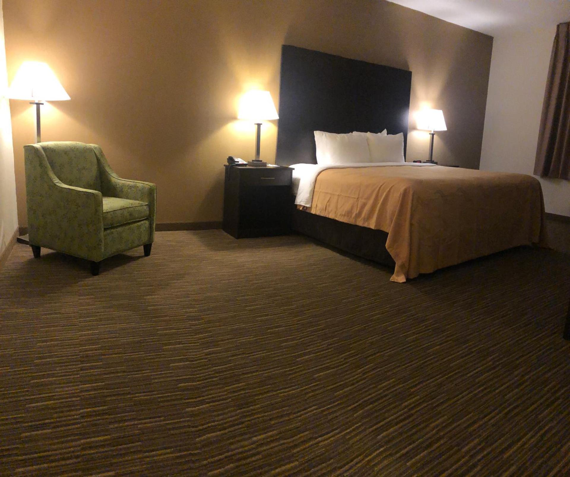 Quality Inn & Suites Paragould photo 14