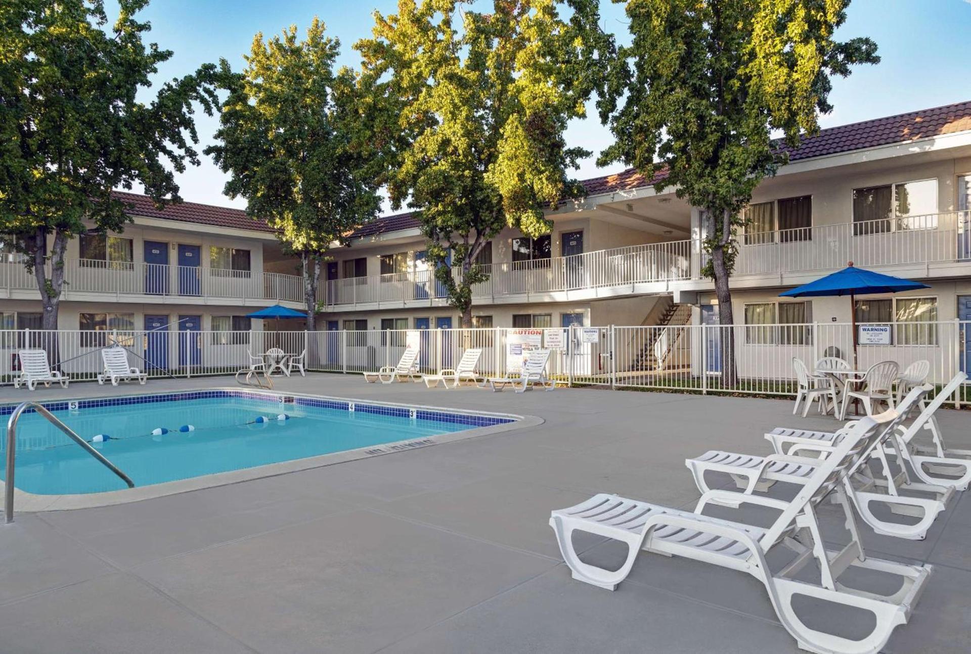 Park Inn by Radisson, San Jose photo 3