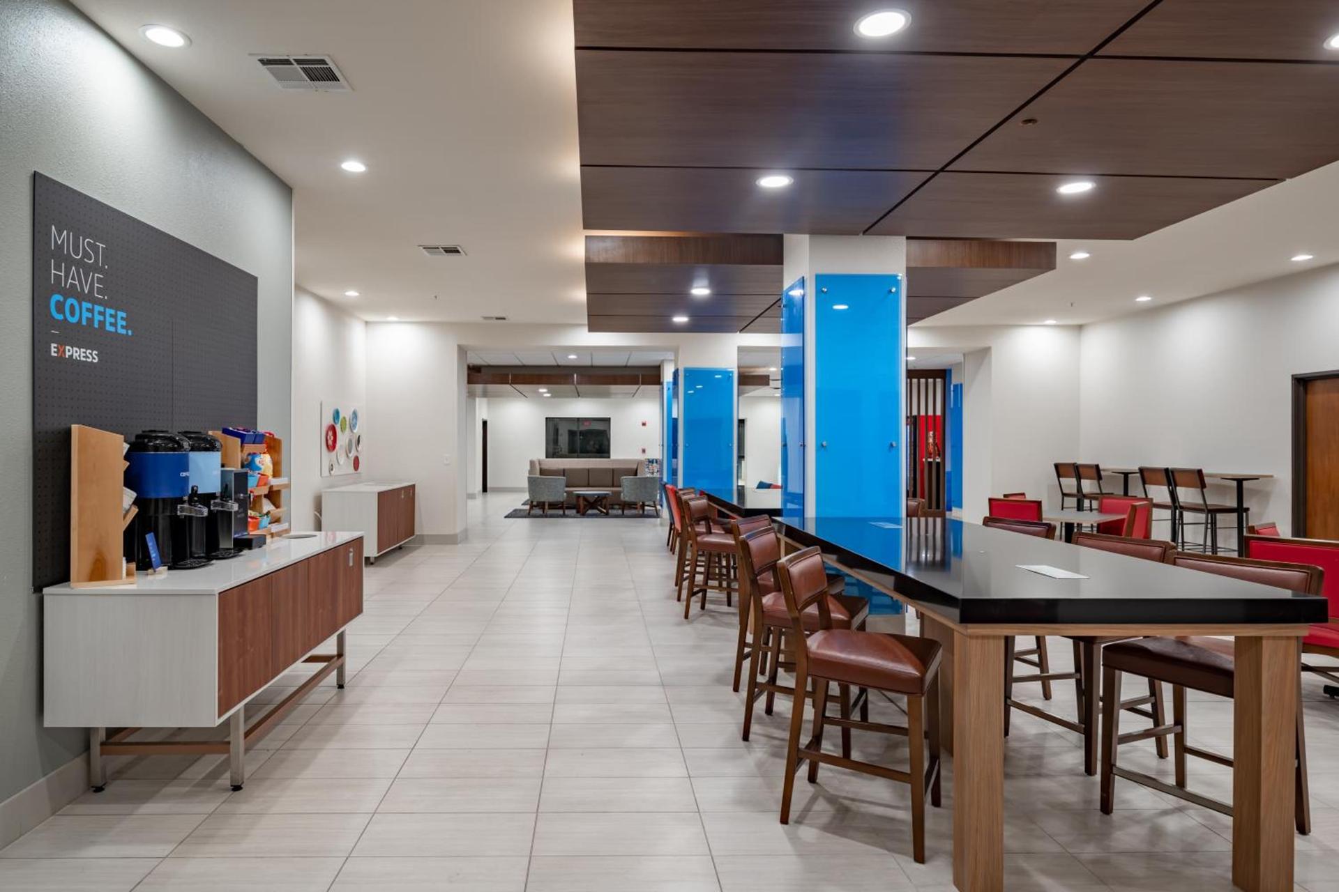 Holiday Inn Express & Suites N Waco Area - West by IHG photo 45