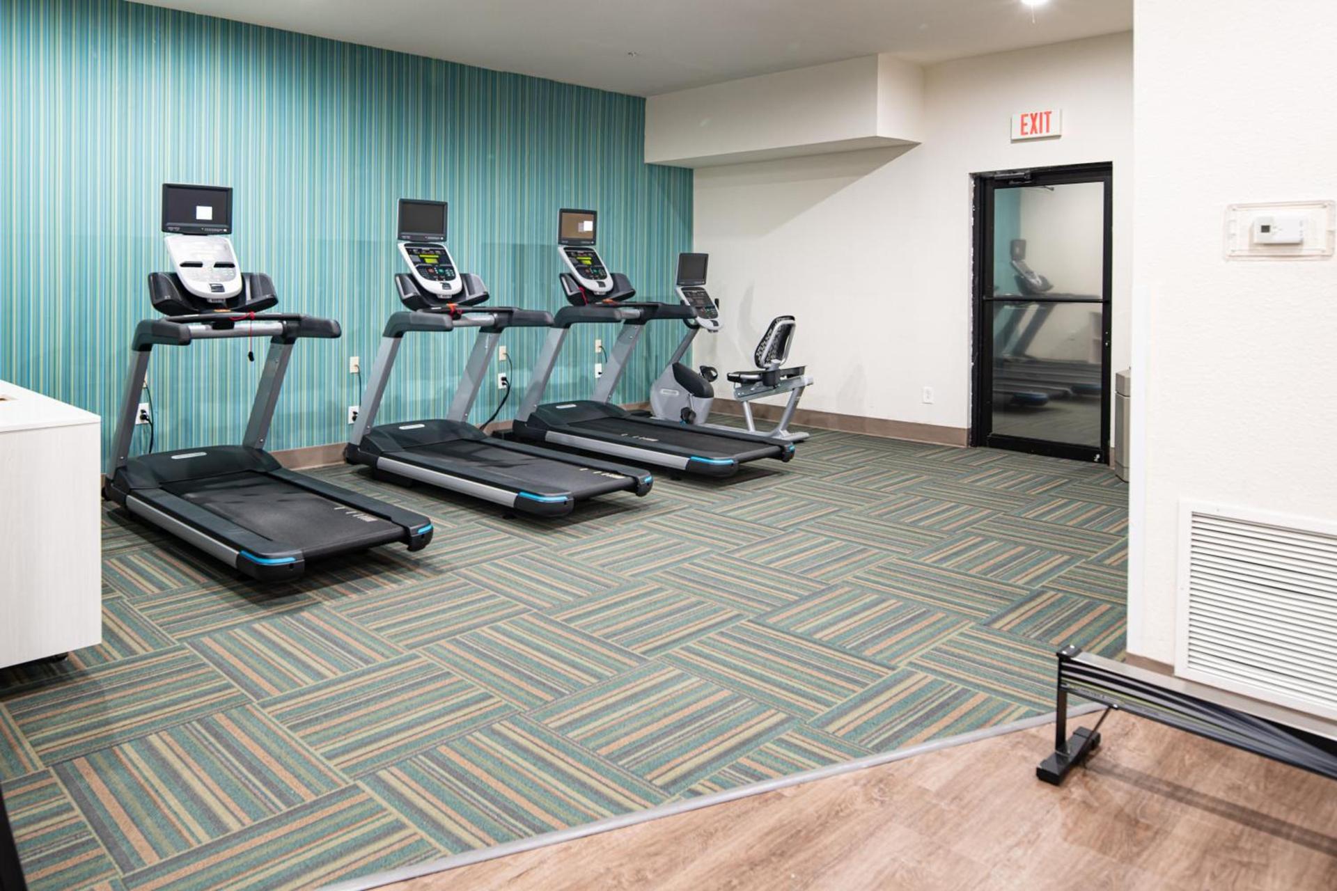 Holiday Inn Express & Suites N Waco Area - West by IHG photo 50